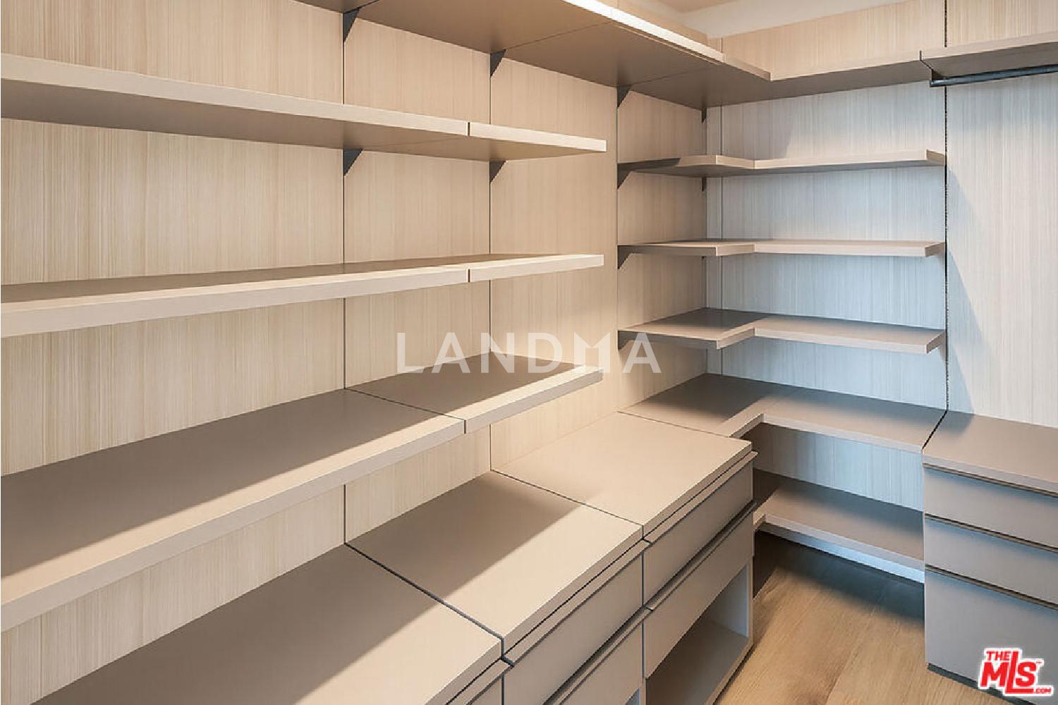 9000 W 3rd Street #208 官网图片 28