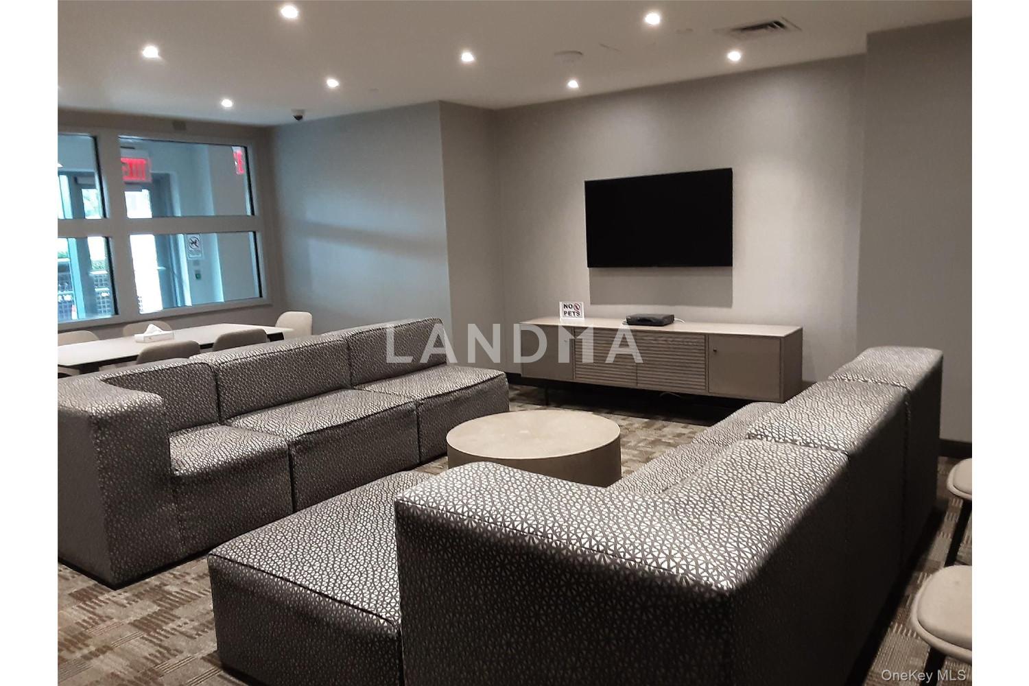 100 Jay Street  Unit 28B 官网图片 17