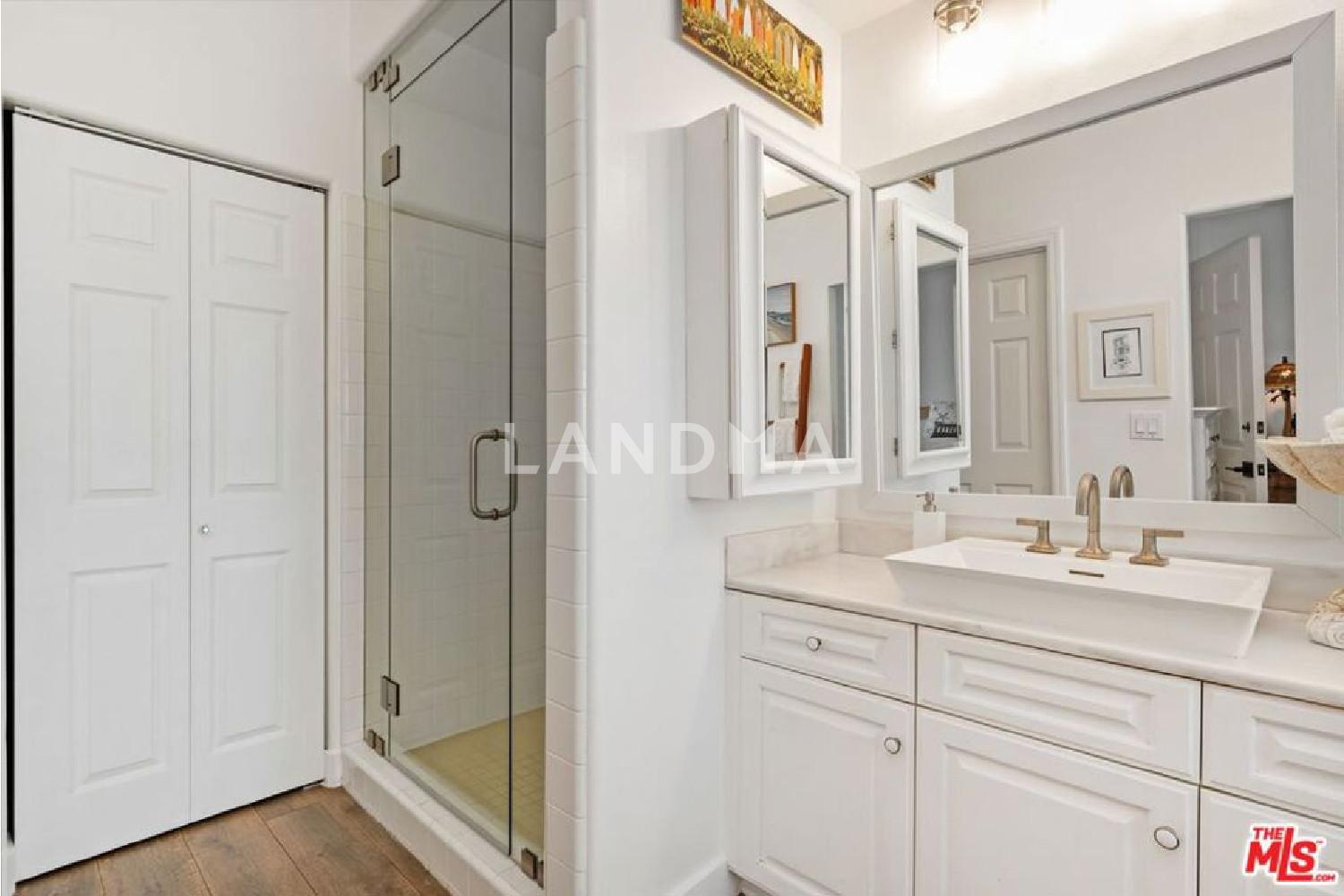 6435 Zumirez Drive #10 官网图片 13