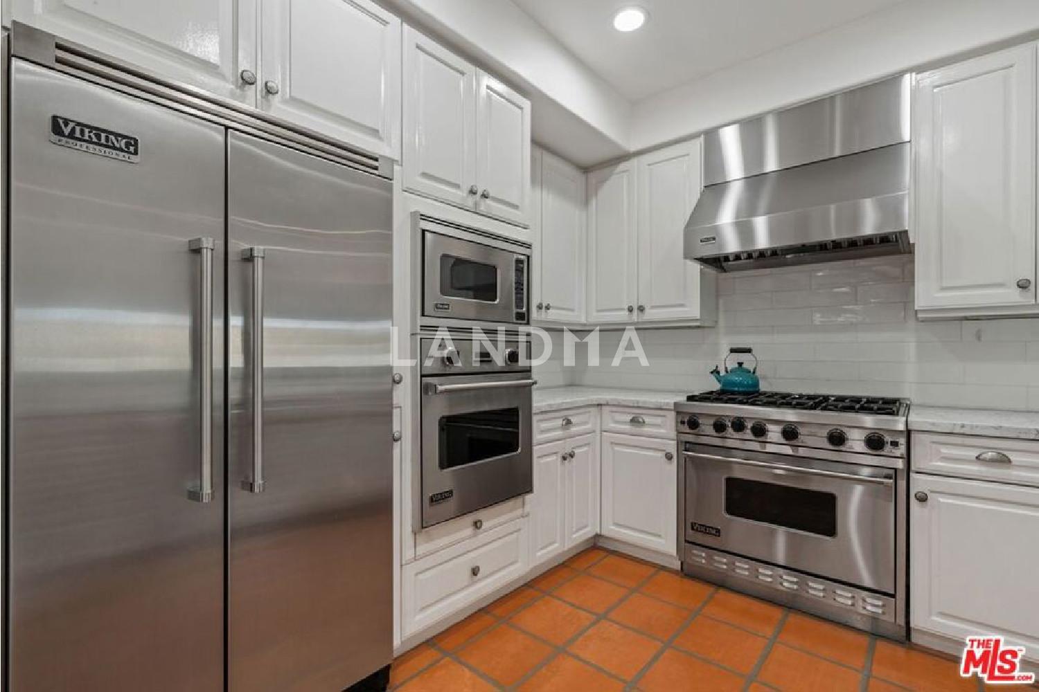 6435 Zumirez Drive #10 官网图片 36