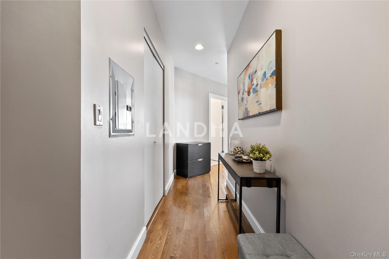 11-24 31st Avenue  Unit 12A 官网图片 8