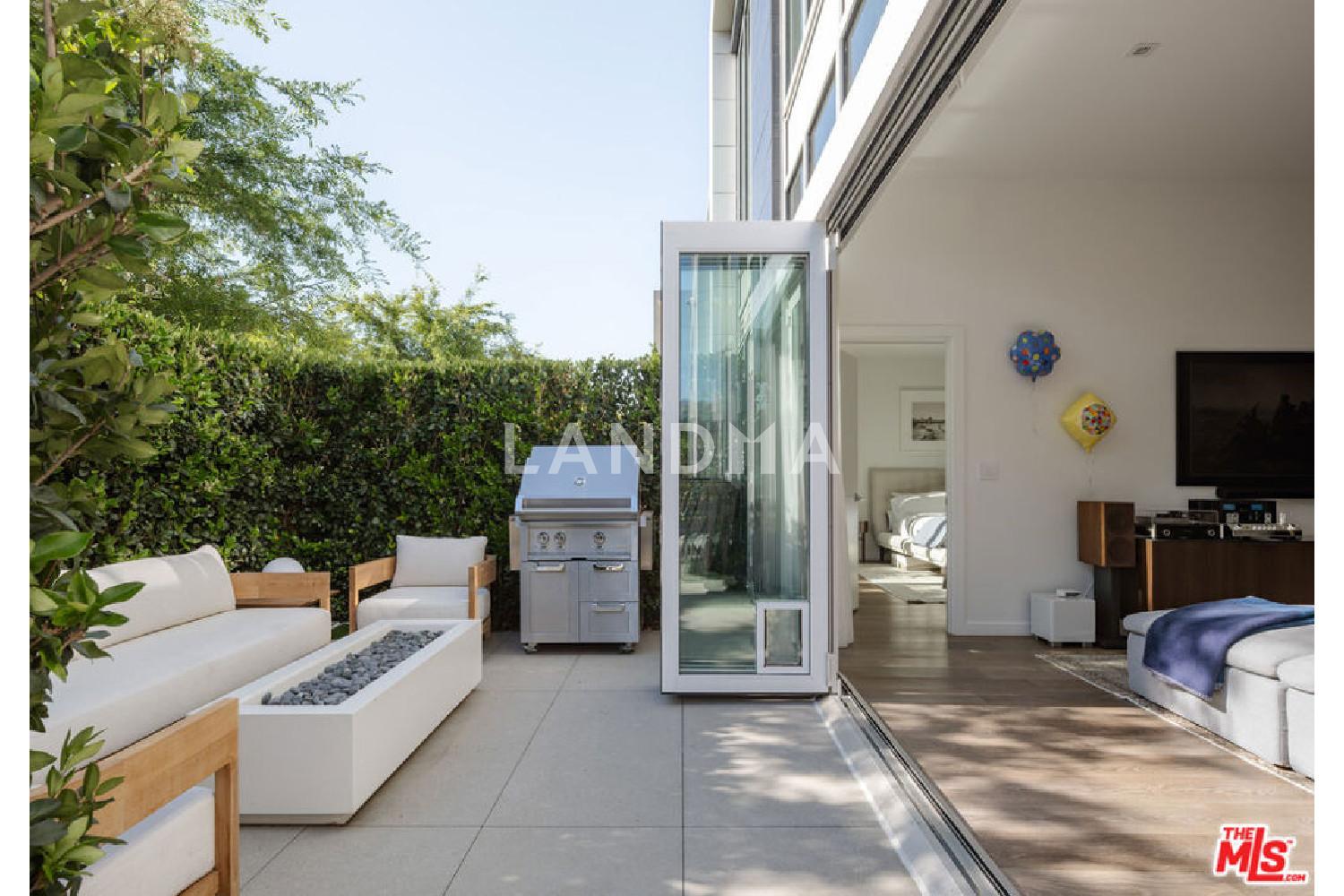 9000 W 3rd Street #103 官网图片 6