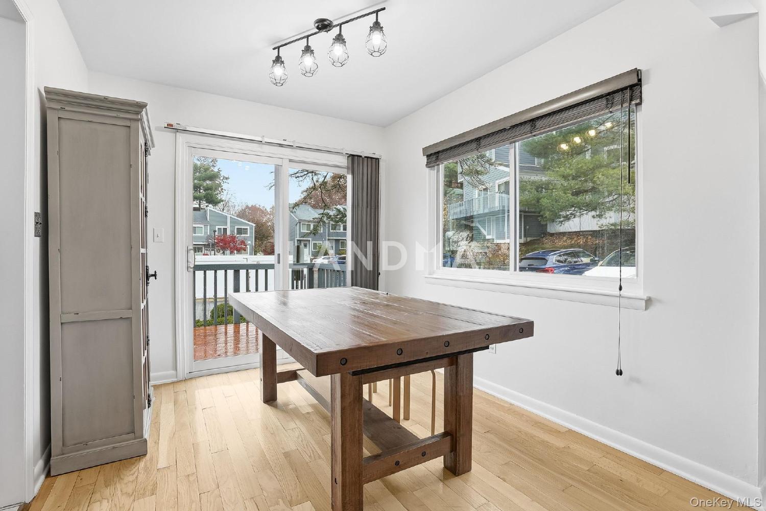 25 Barker Street  Unit 315 官网图片 9
