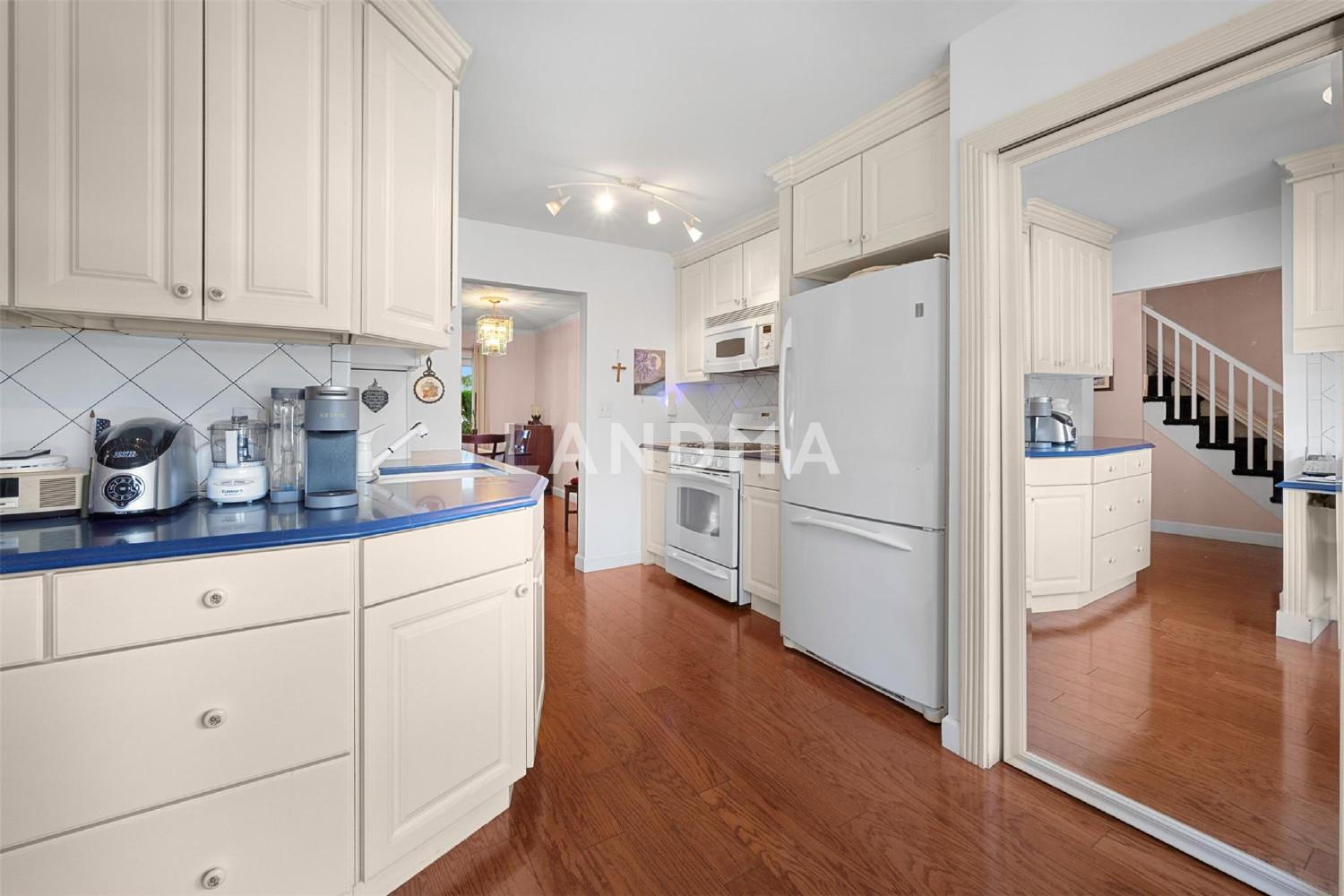 100 Baker Court  Unit 36 官网图片 11