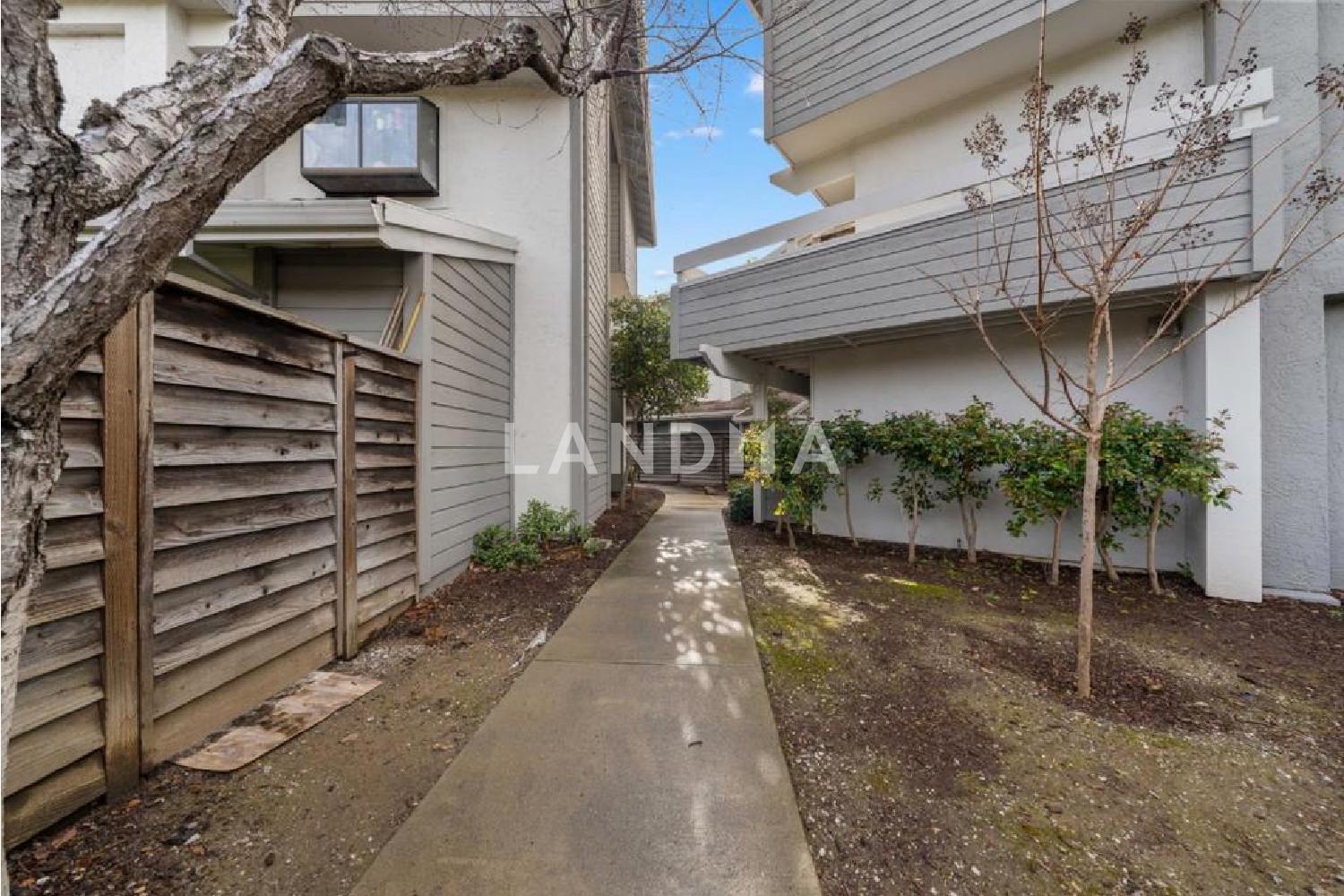 6893 Chantel Court 官网图片 3