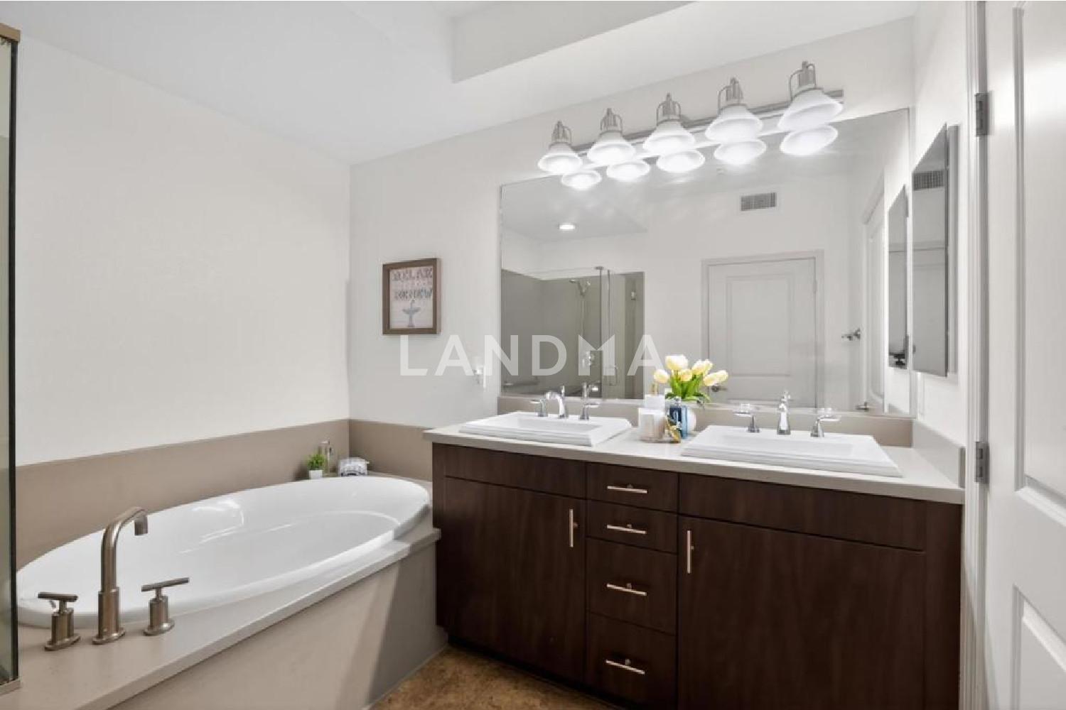 10745 N De Anza Boulevard #215 官网图片 10