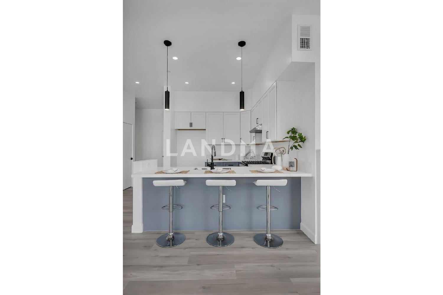 889 McLellan Drive #210 官网图片 17