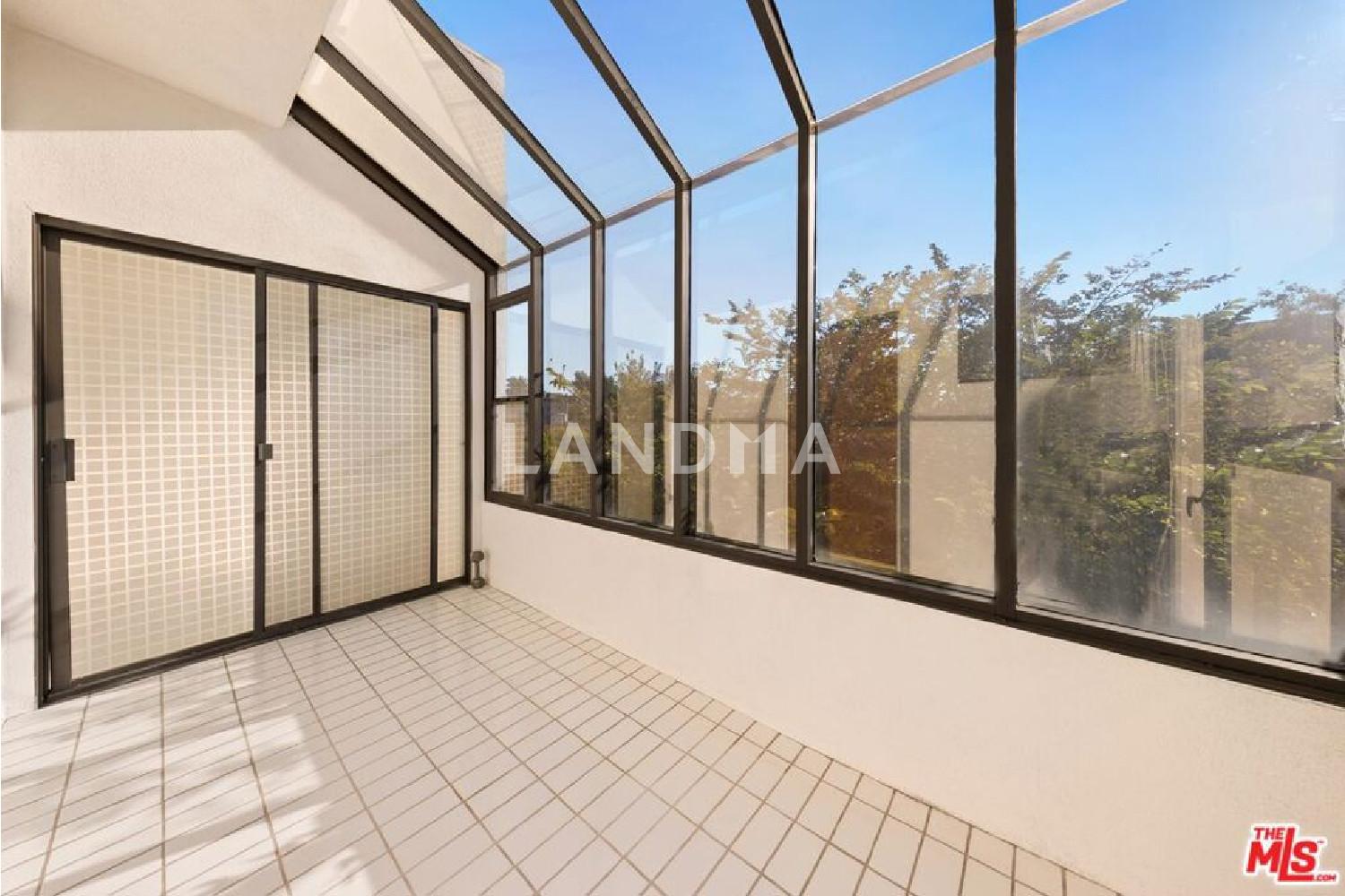 1220 Roxbury Drive #302 官网图片 16
