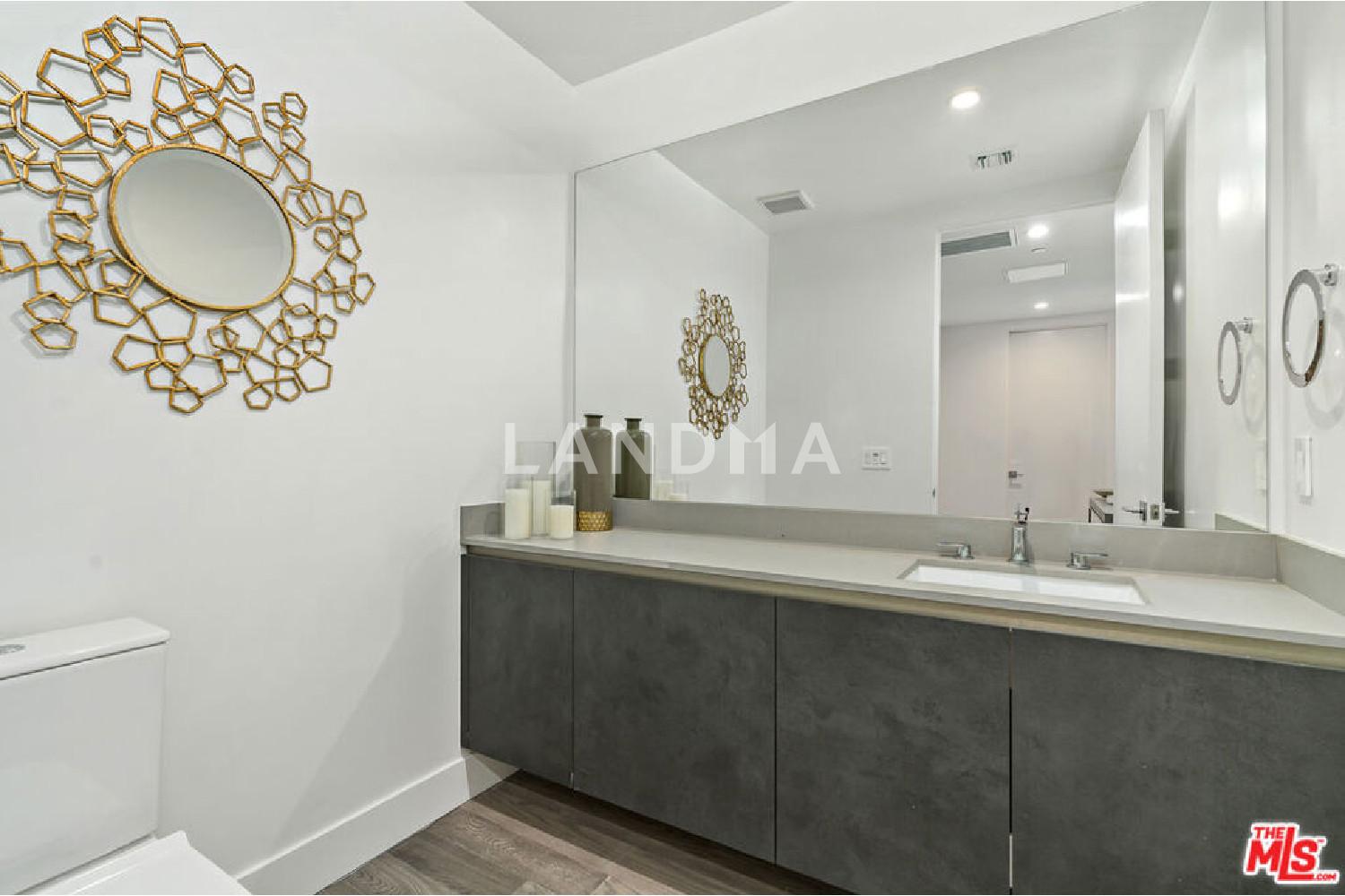728 N Sweetzer Avenue #208 官网图片 8
