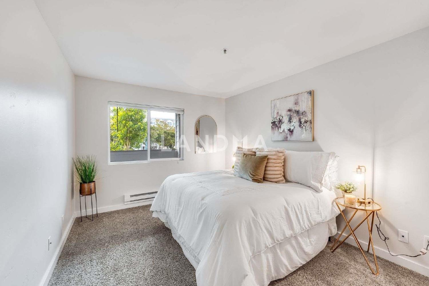 6400 Christie Ave #2215 官网图片 12