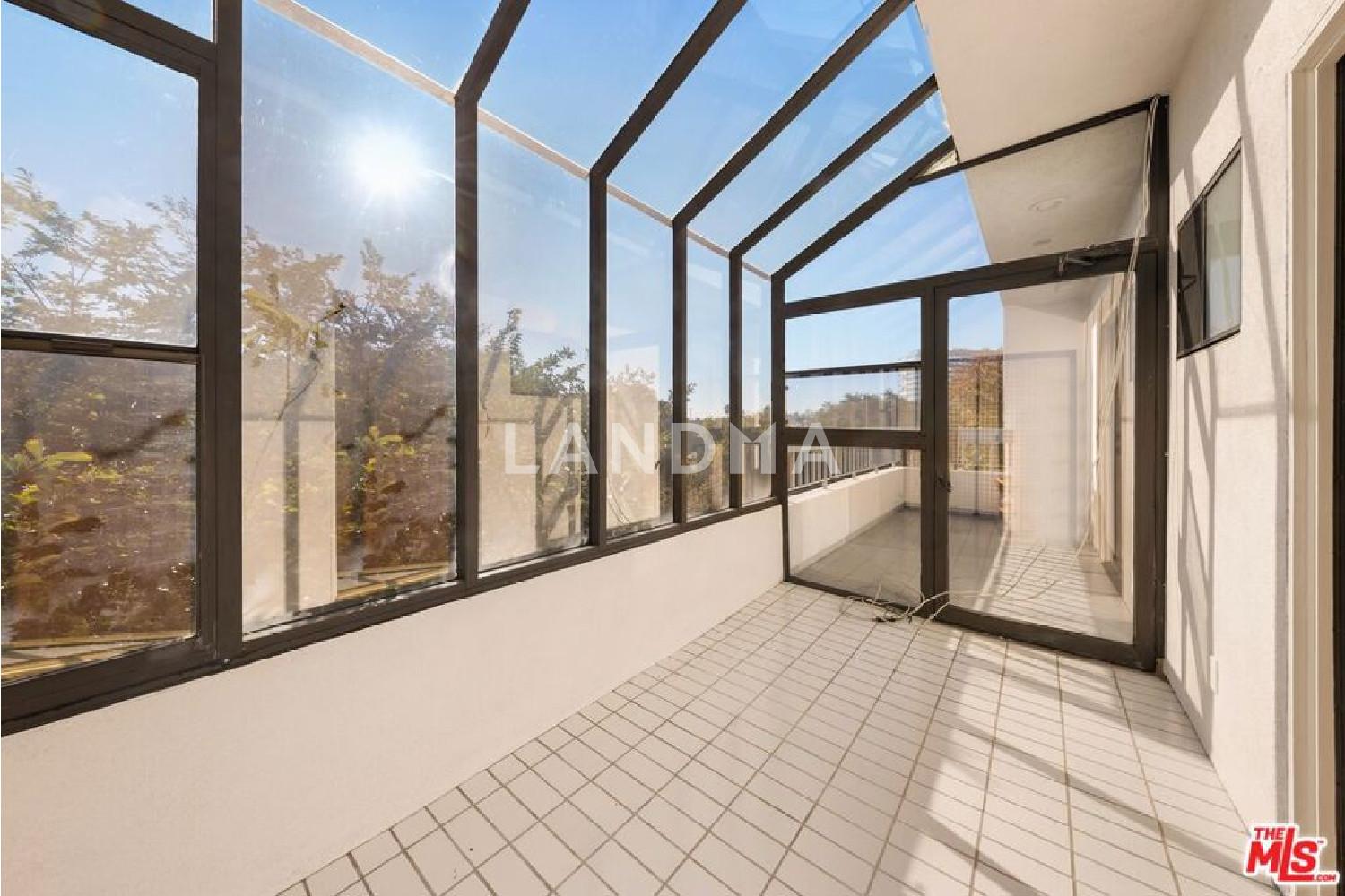 1220 Roxbury Drive #302 官网图片 15