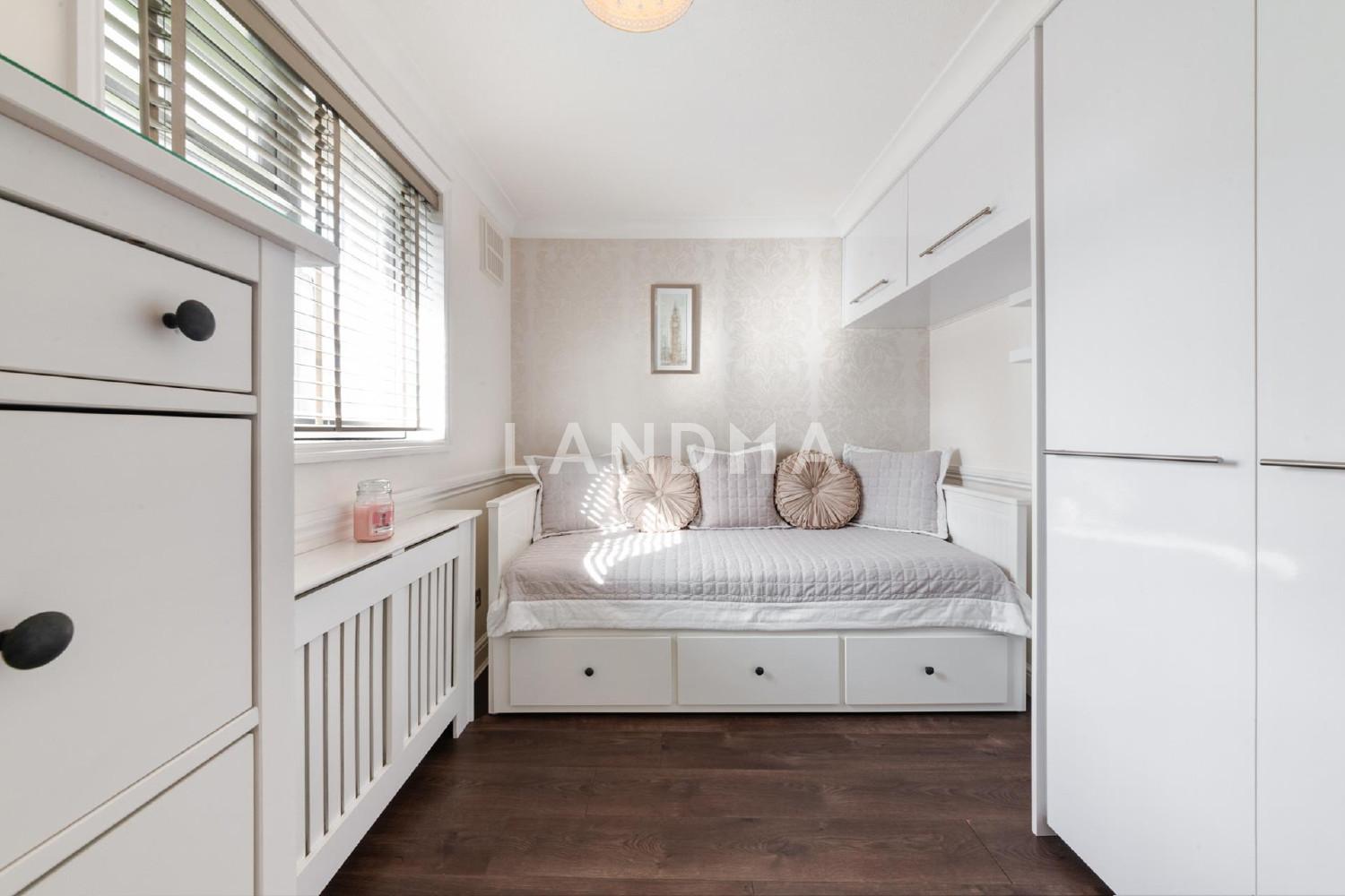 South Molton Road 官网图片 9