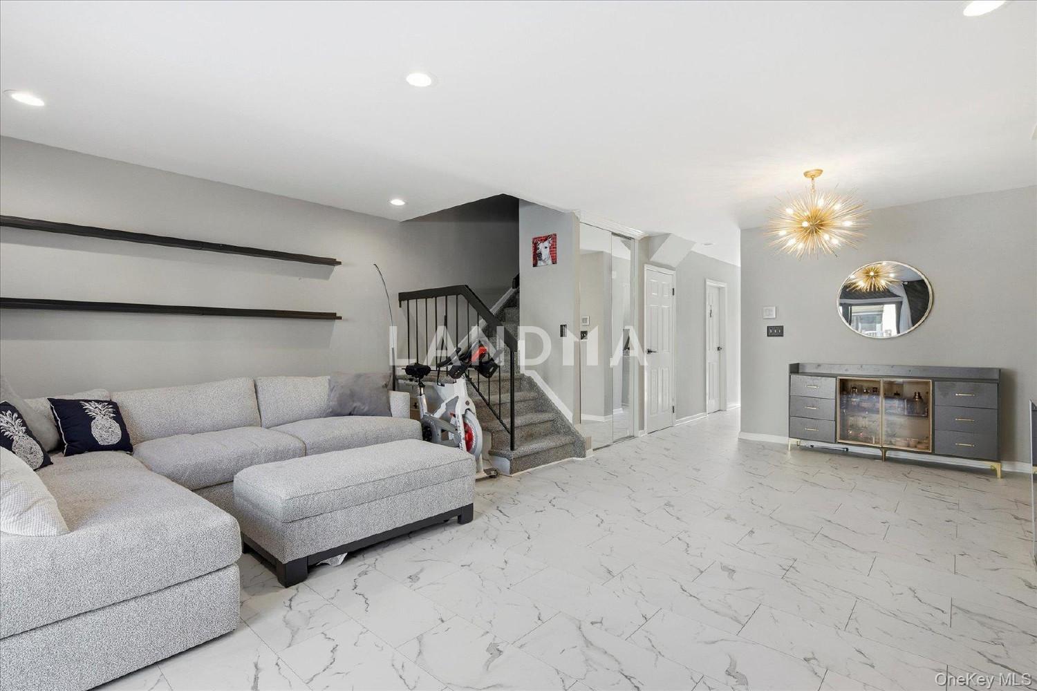 201 Poplar Court  Unit 201 官网图片 12
