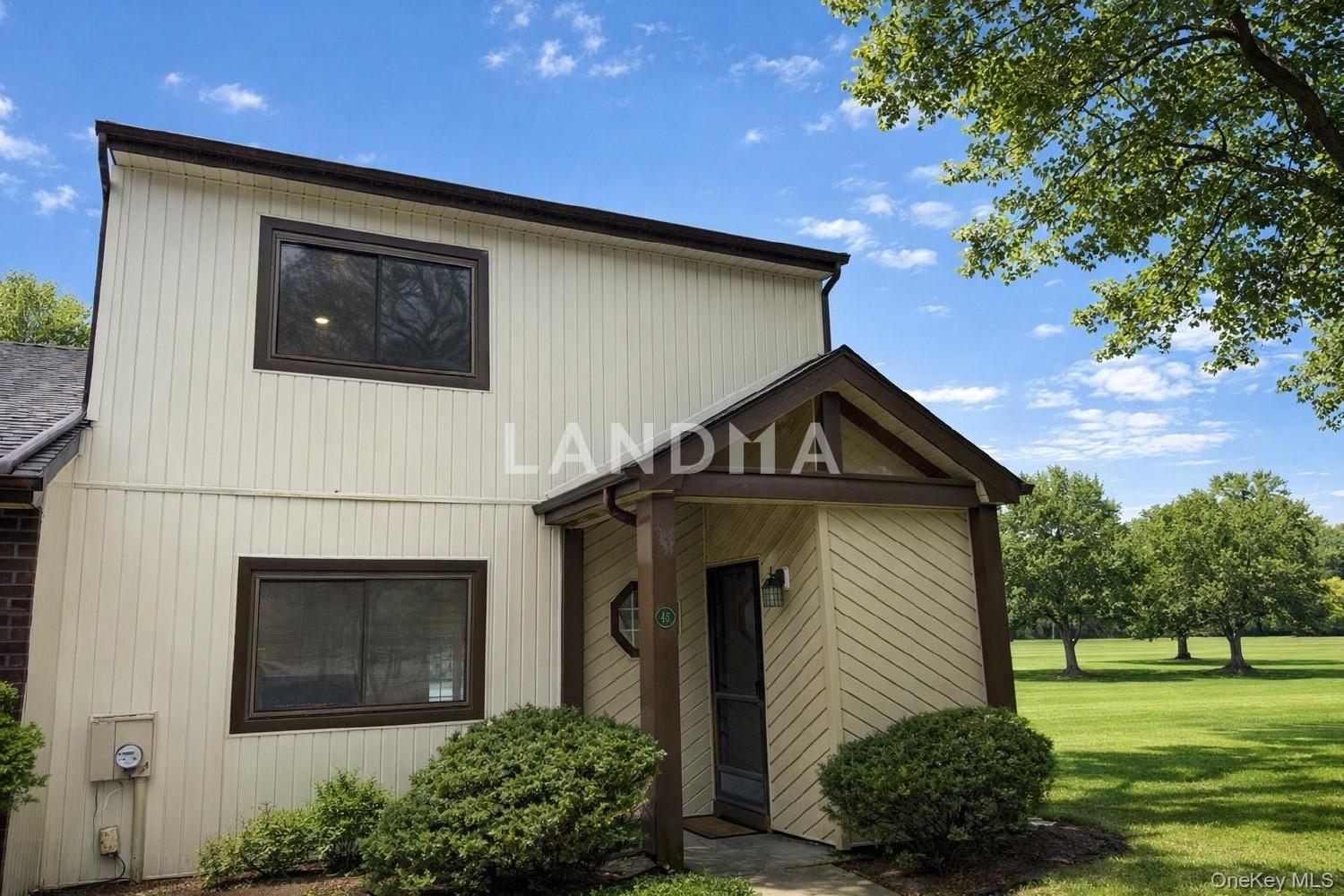 46 Blue Point Road E