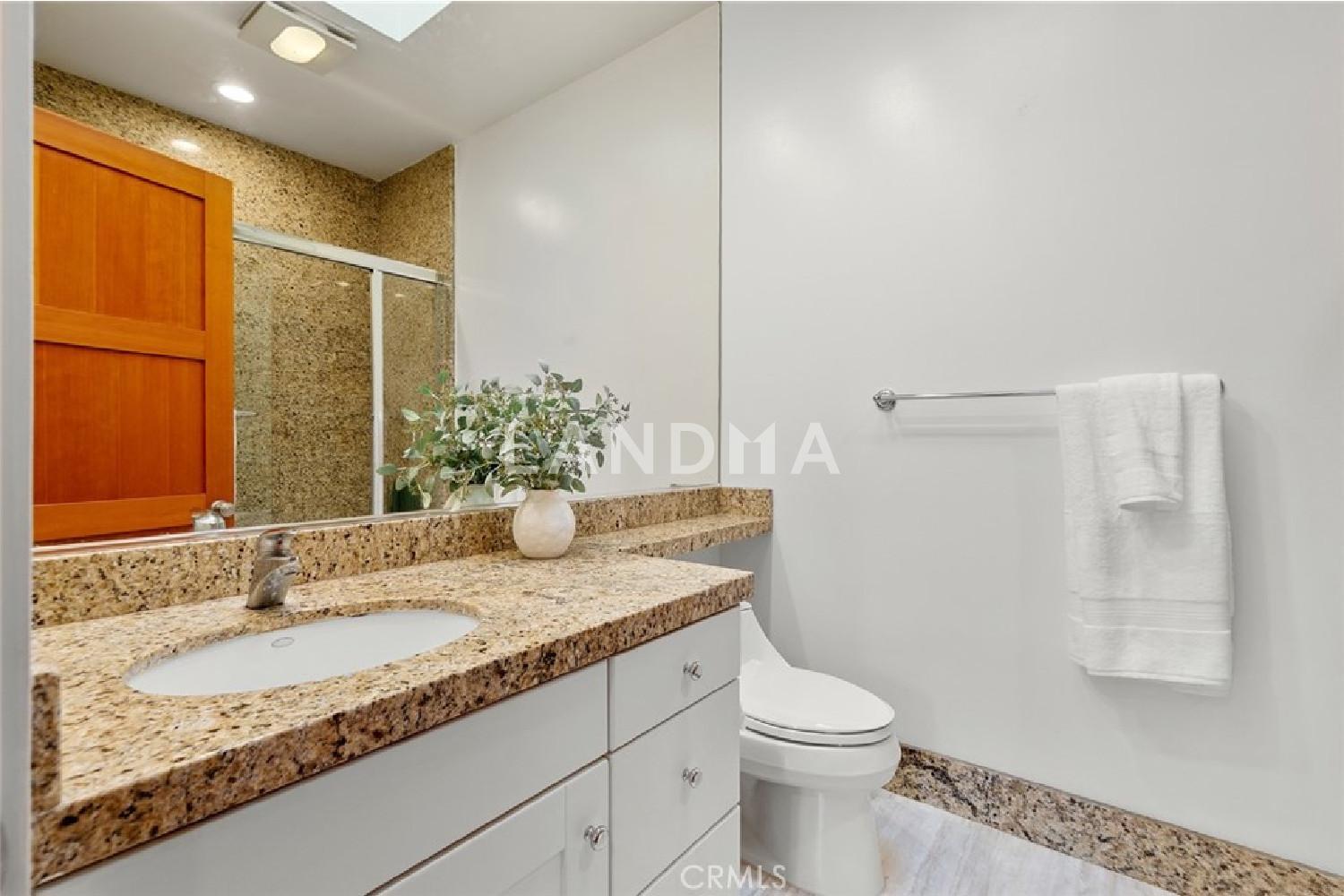 2323 S Beverly Glen Boulevard #9 官网图片 47