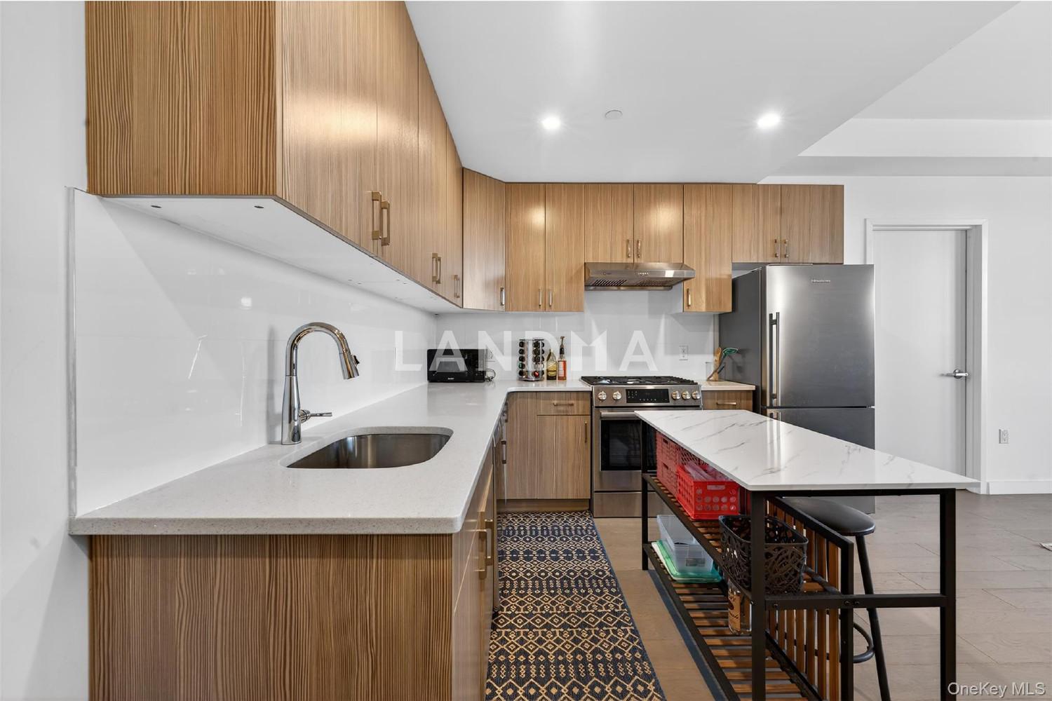 8808 Justice Avenue  Unit 6G 官网图片 3