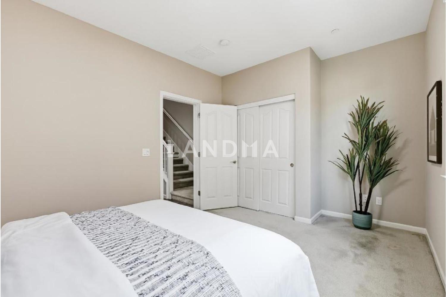 488 Calabria Place 官网图片 28