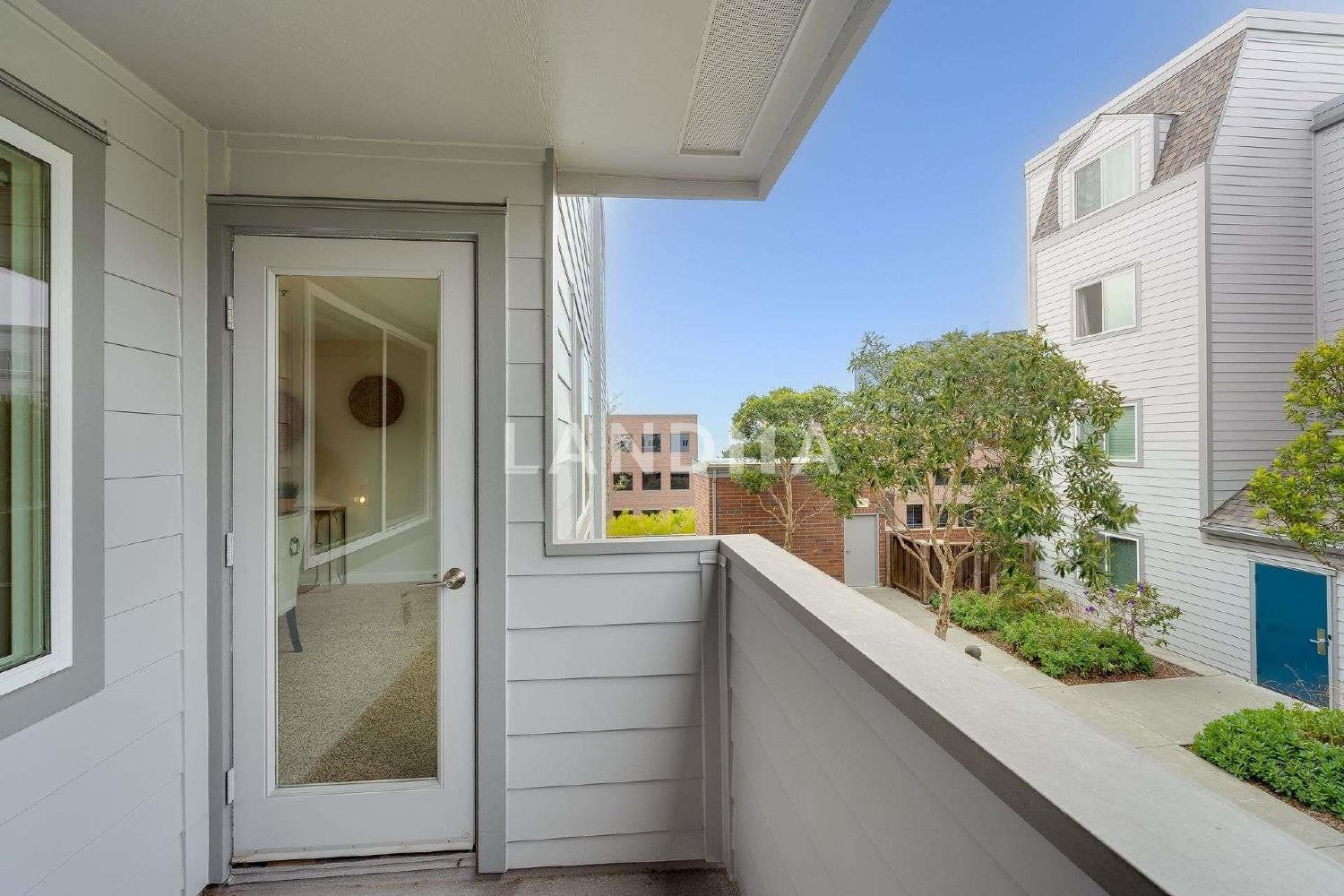 6400 Christie Ave #2215 官网图片 20