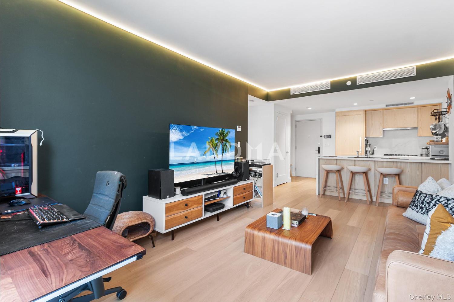37-14 34th Street  Unit N3E 官网图片 3
