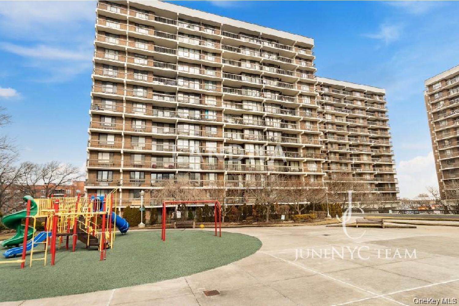 152-18 Union Turnpike  Unit 204K