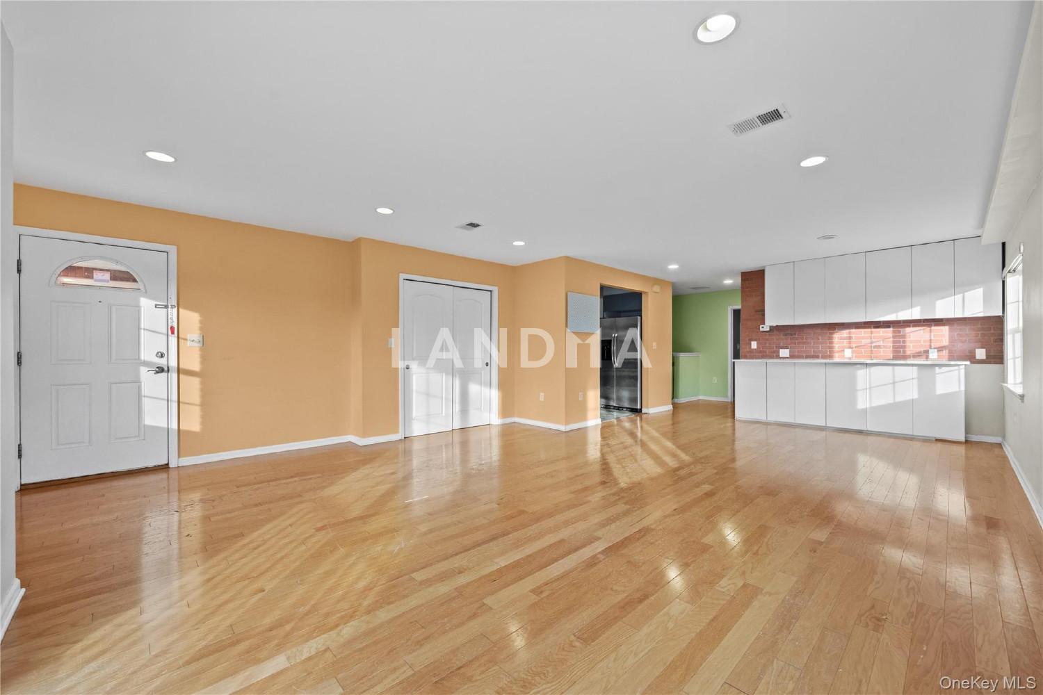 223 Constitution Place  Unit A 官网图片 4