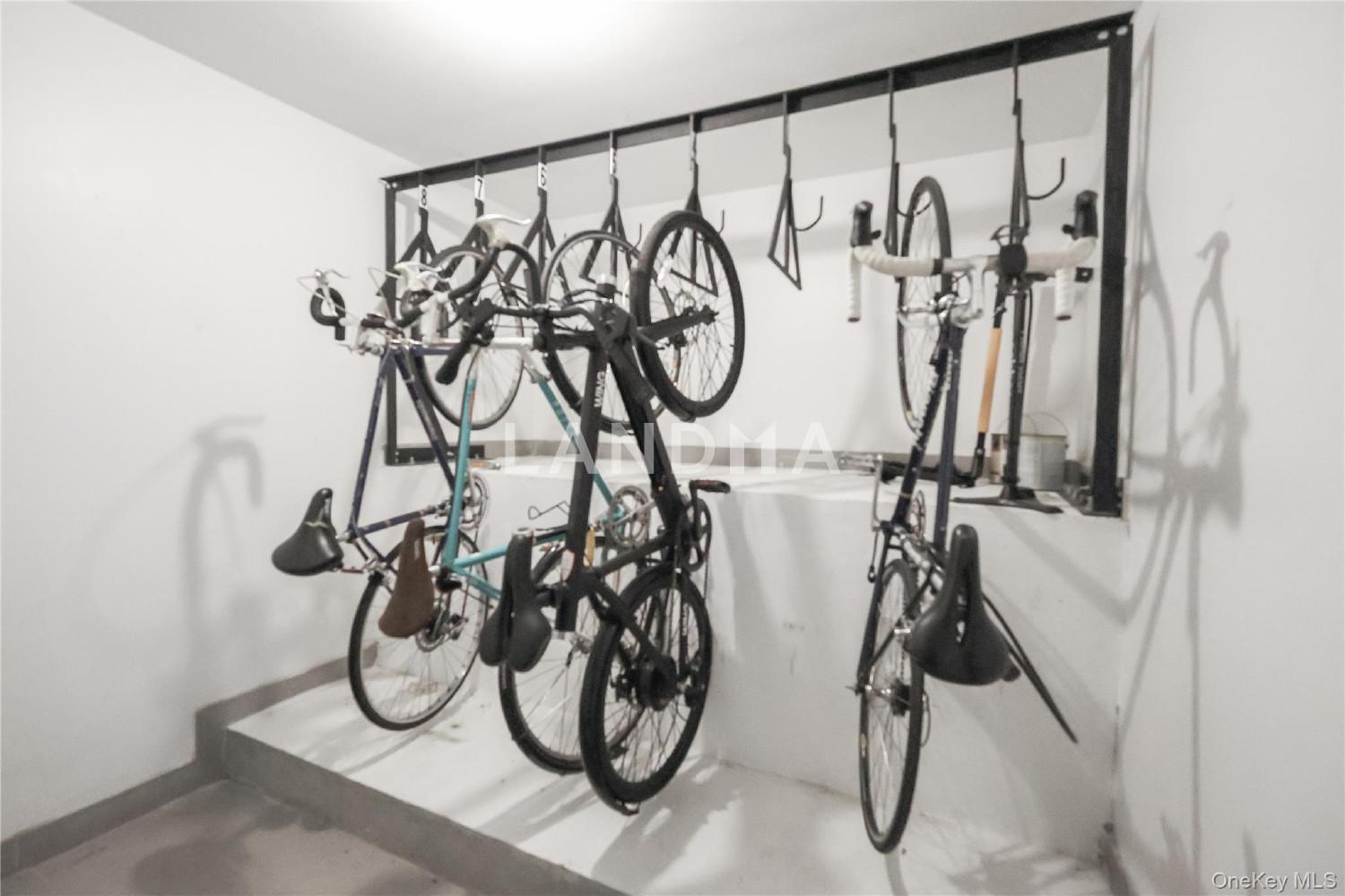 244 Franklin Avenue  Unit 3B 官网图片 15