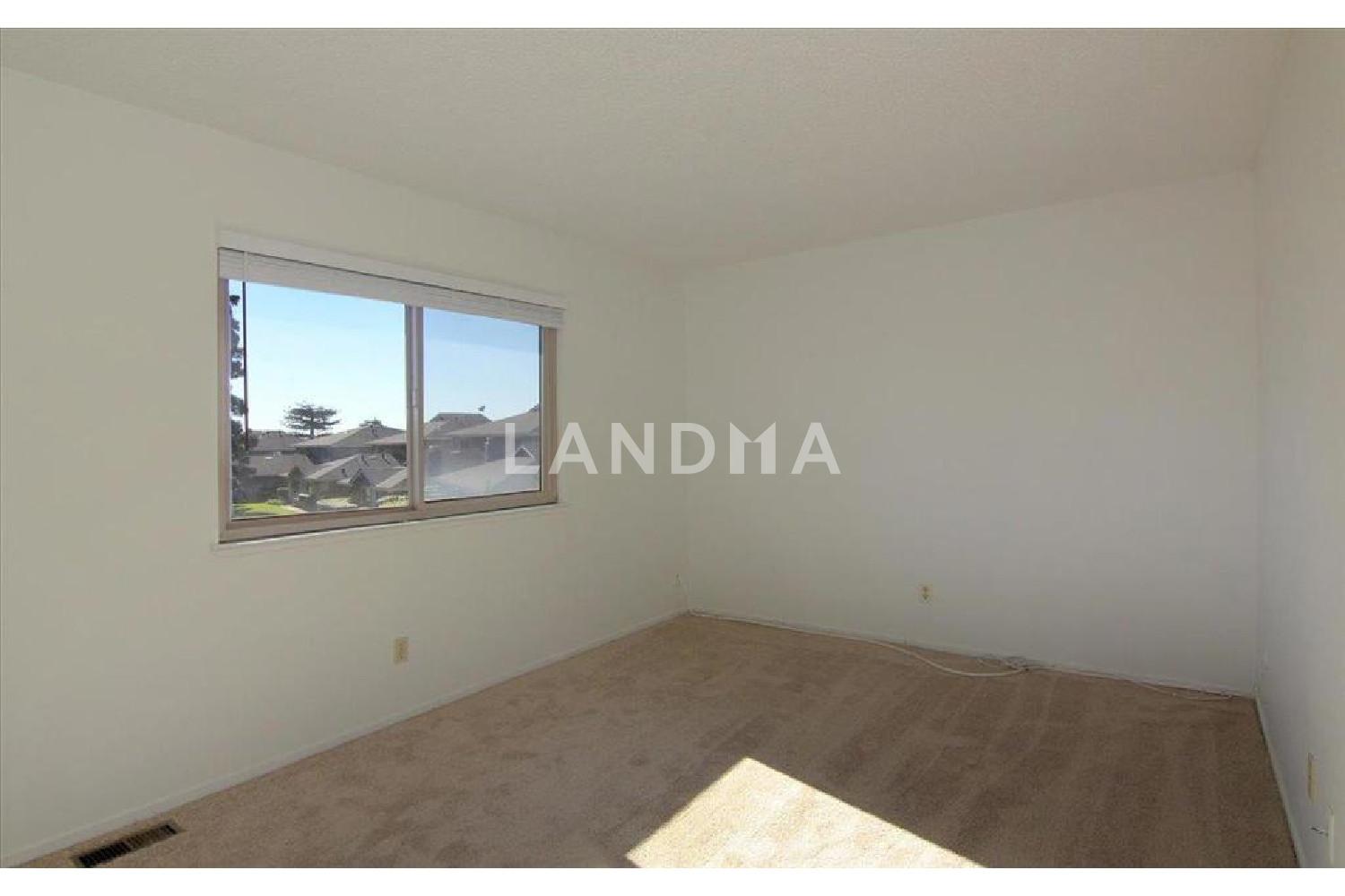4435 Diamond Street #2 官网图片 11