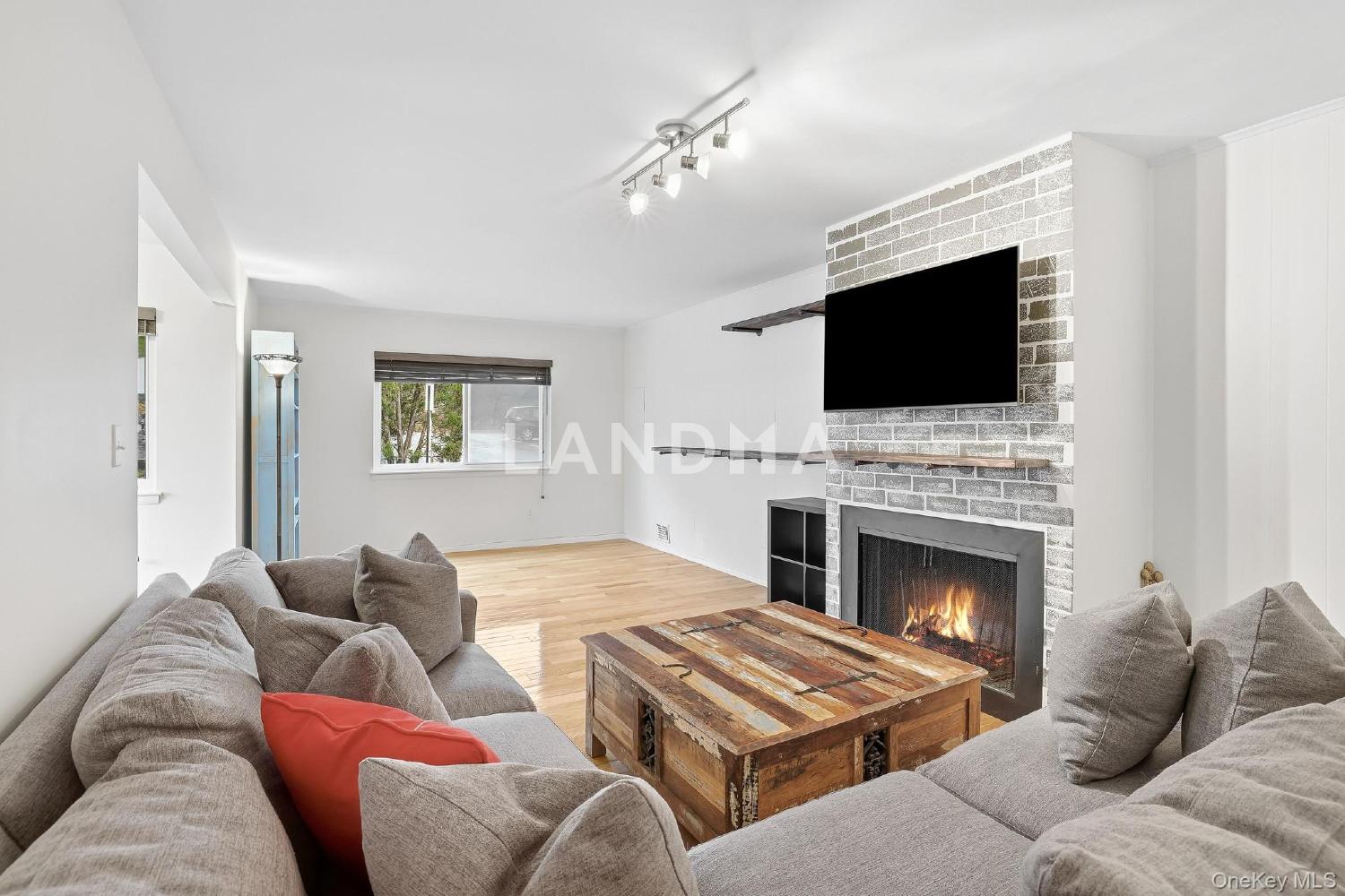 25 Barker Street  Unit 315 官网图片 3
