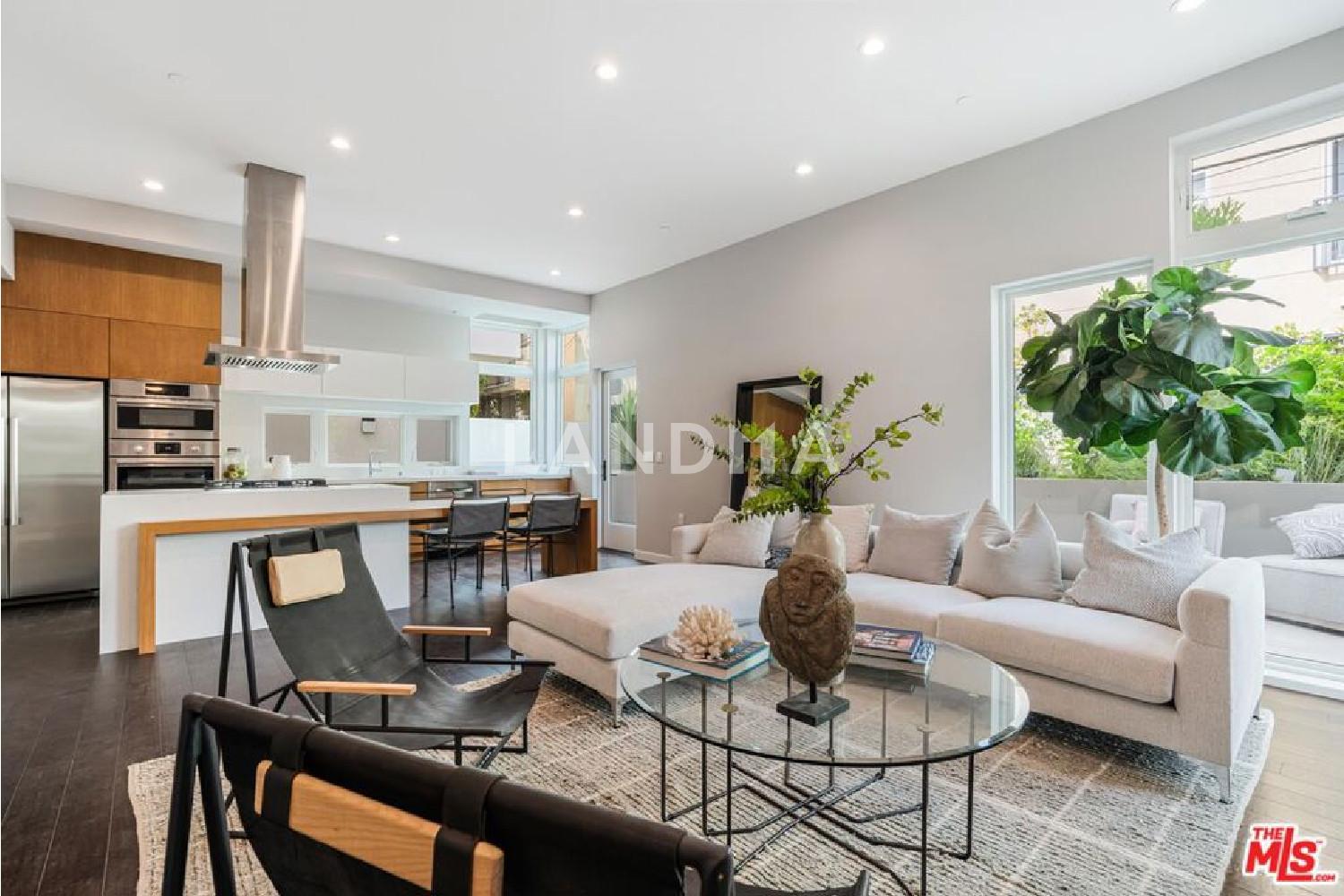1729 S Barrington Avenue #2