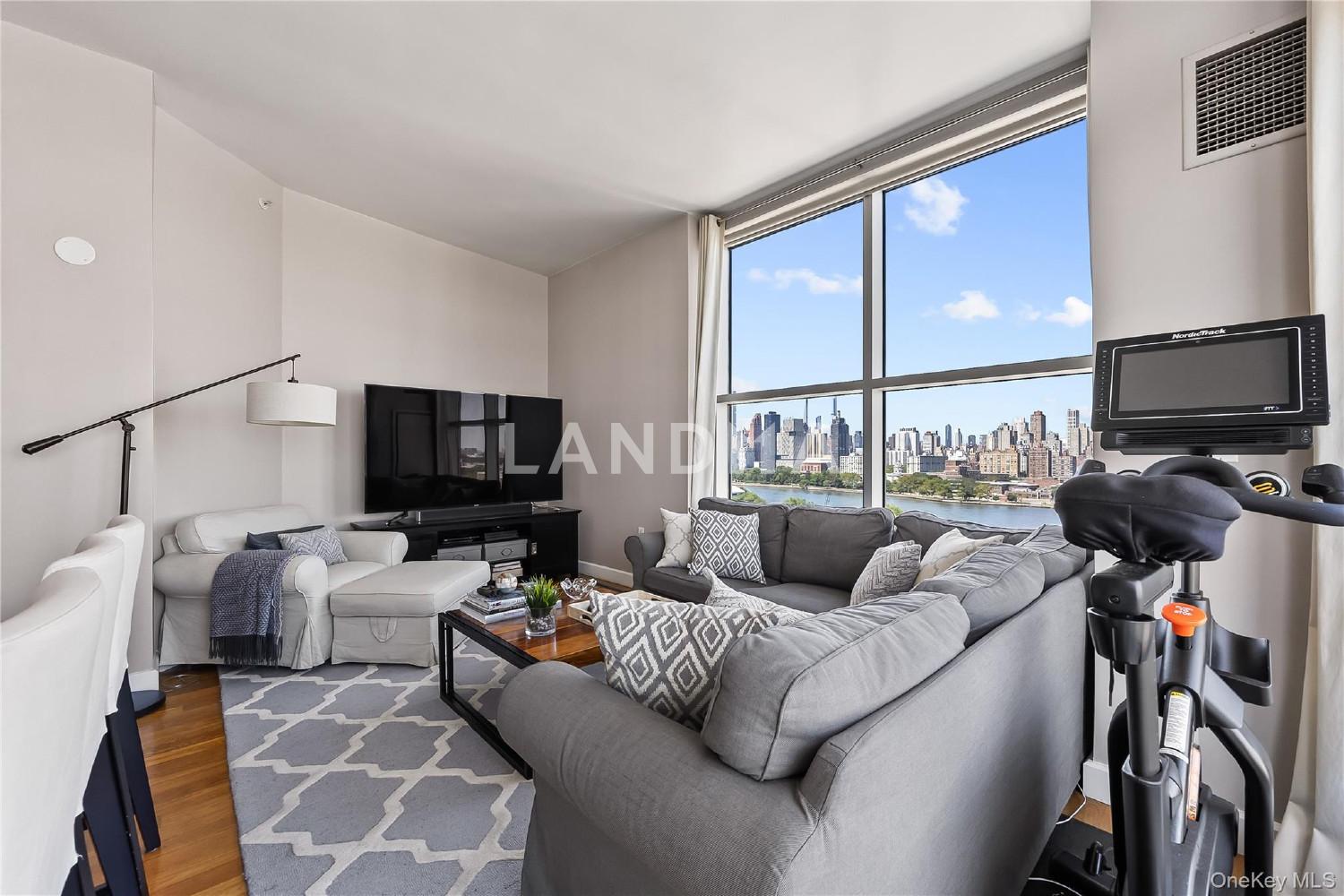 11-24 31st Avenue  Unit 12A 官网图片 7