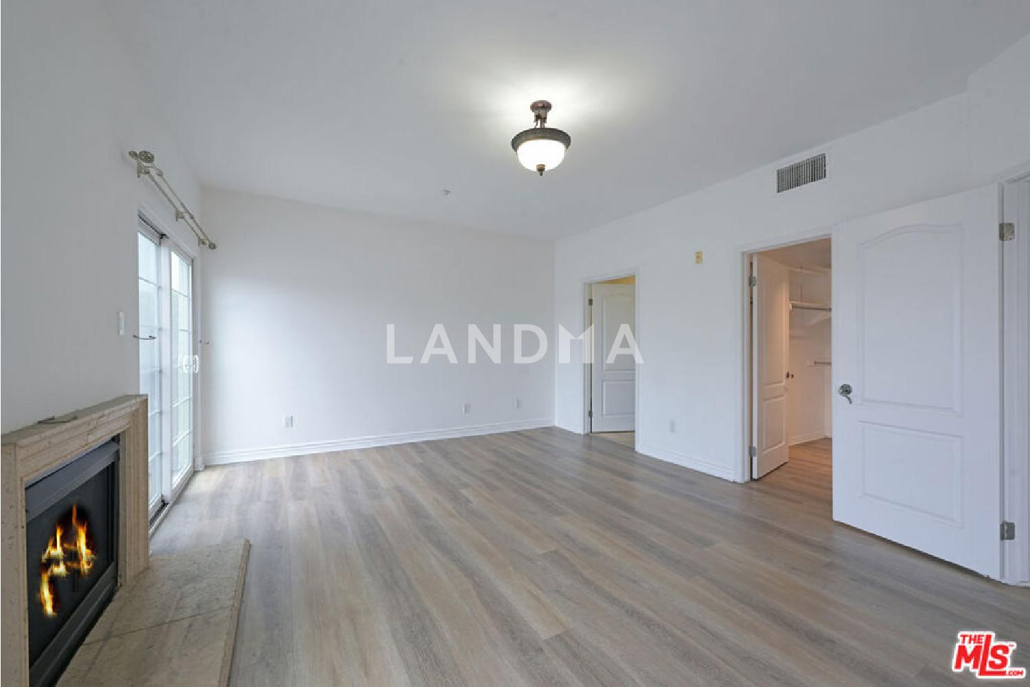 8555 Cashio Street #PH4 官网图片 16