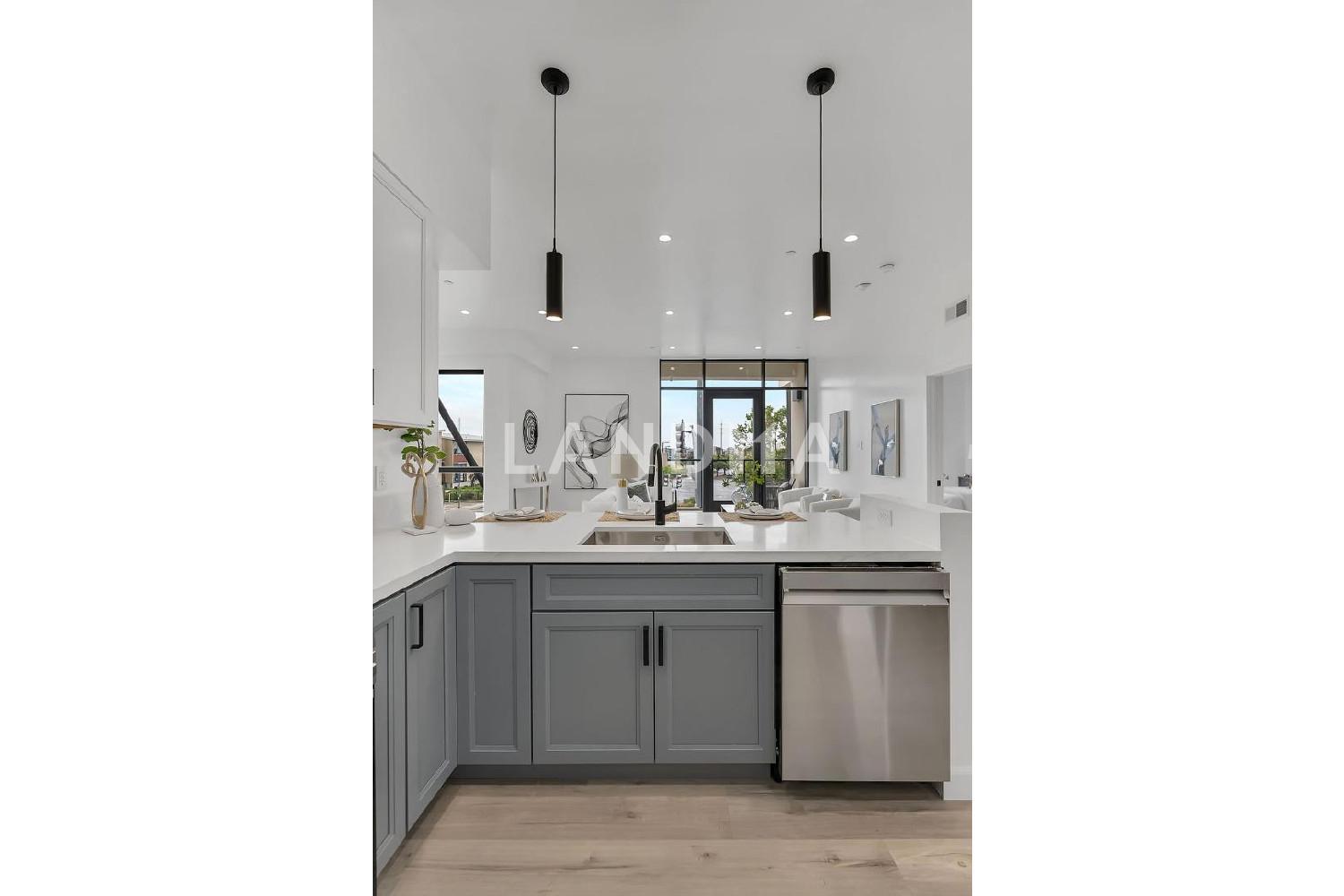 889 McLellan Drive #210 官网图片 15