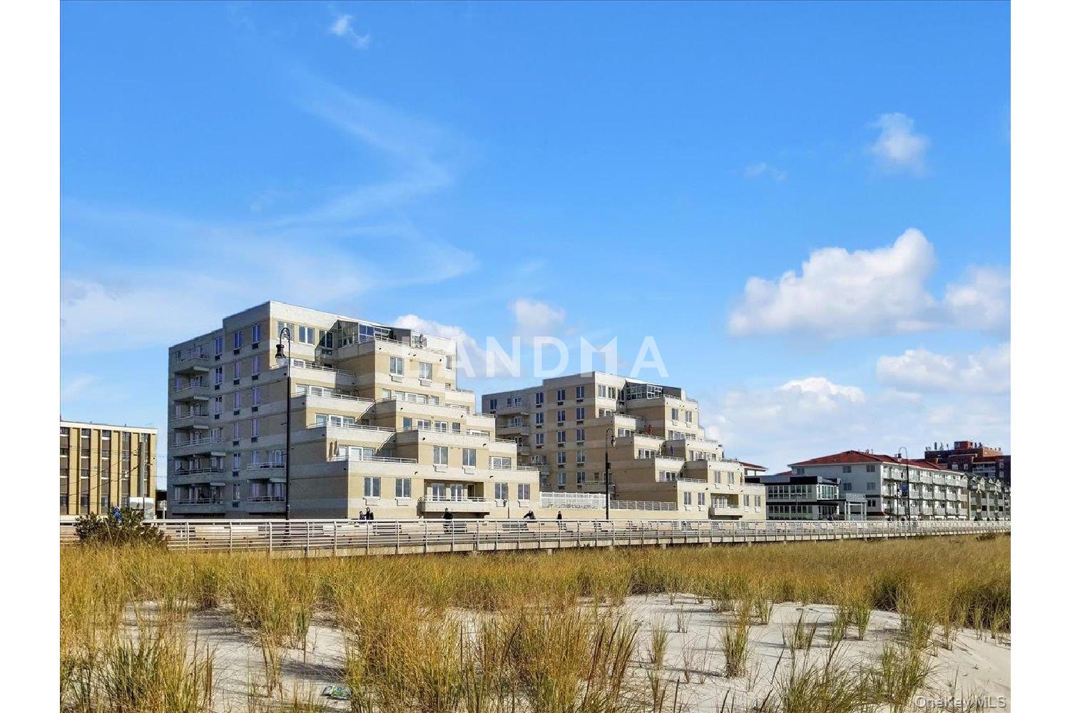 450 W Broadway  Unit 1A