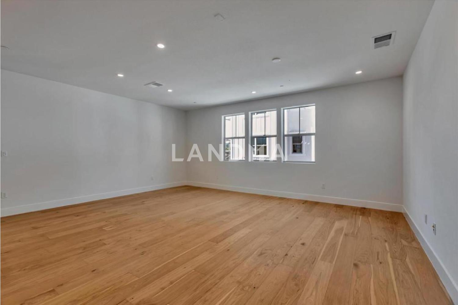2741 Oak Road 官网图片 7