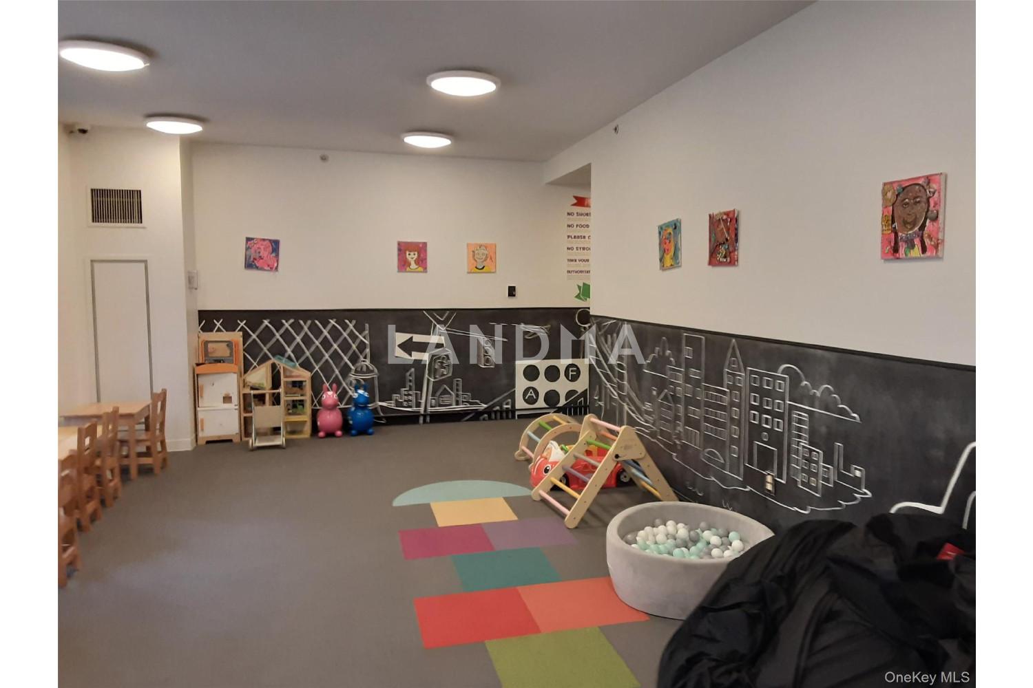 100 Jay Street  Unit 28B 官网图片 16