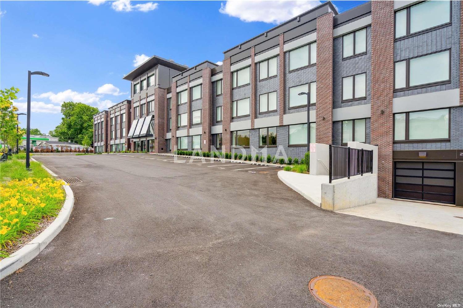 218 Middle Neck Road  Unit 110 官网图片 3