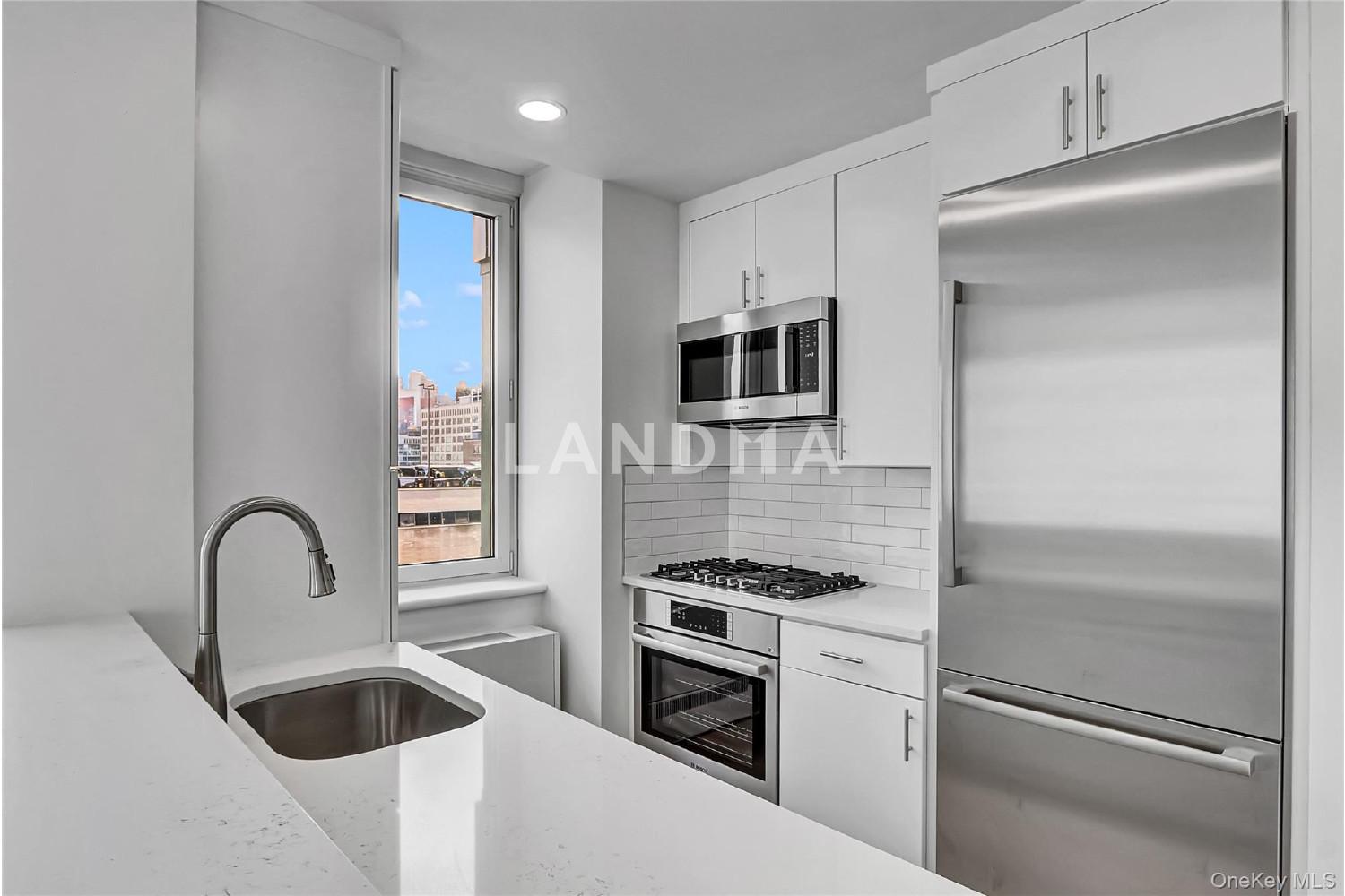 635 W 42nd Street  Unit 7A 官网图片 17