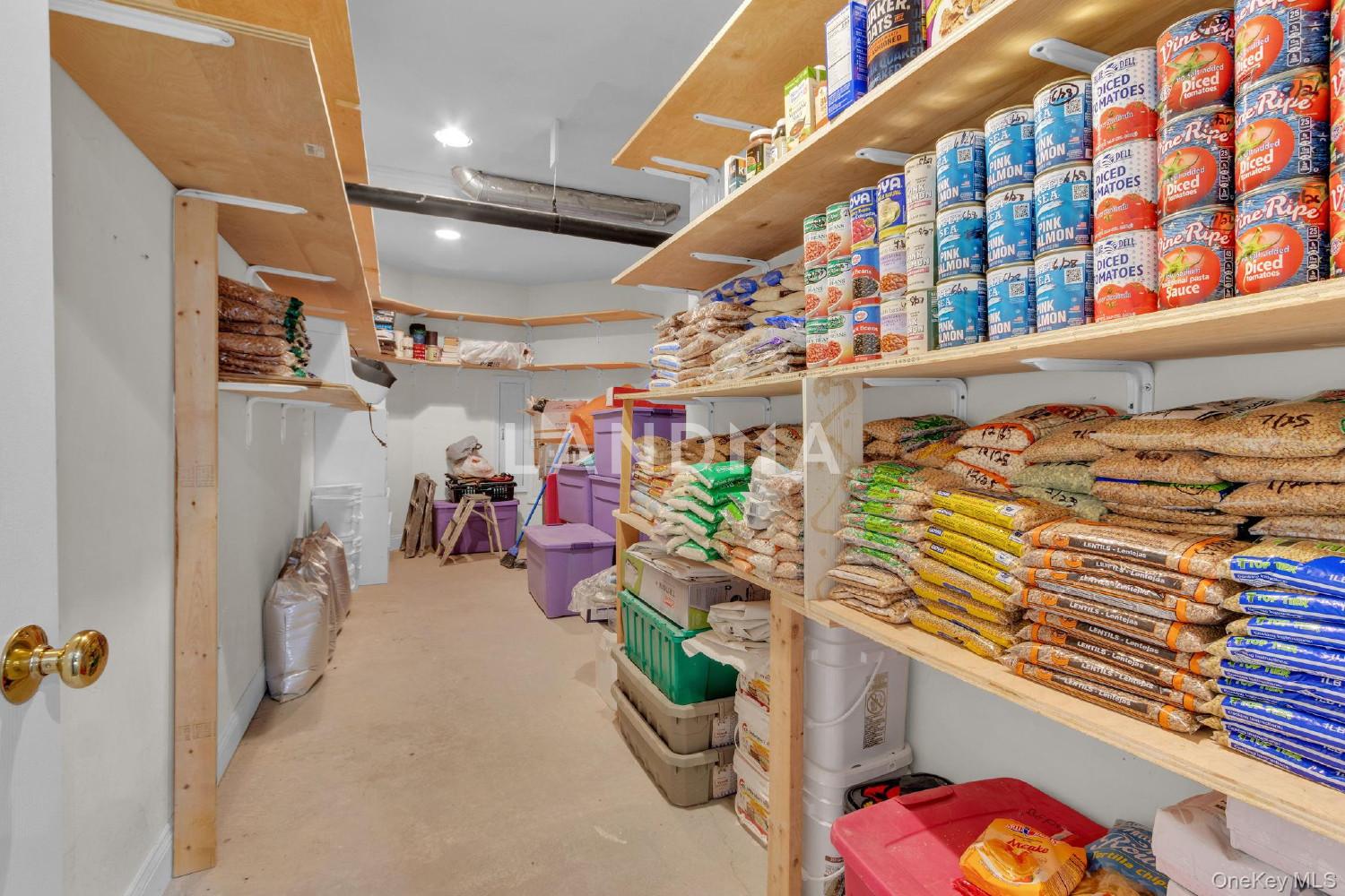 2 Bethpage Court 官网图片 35