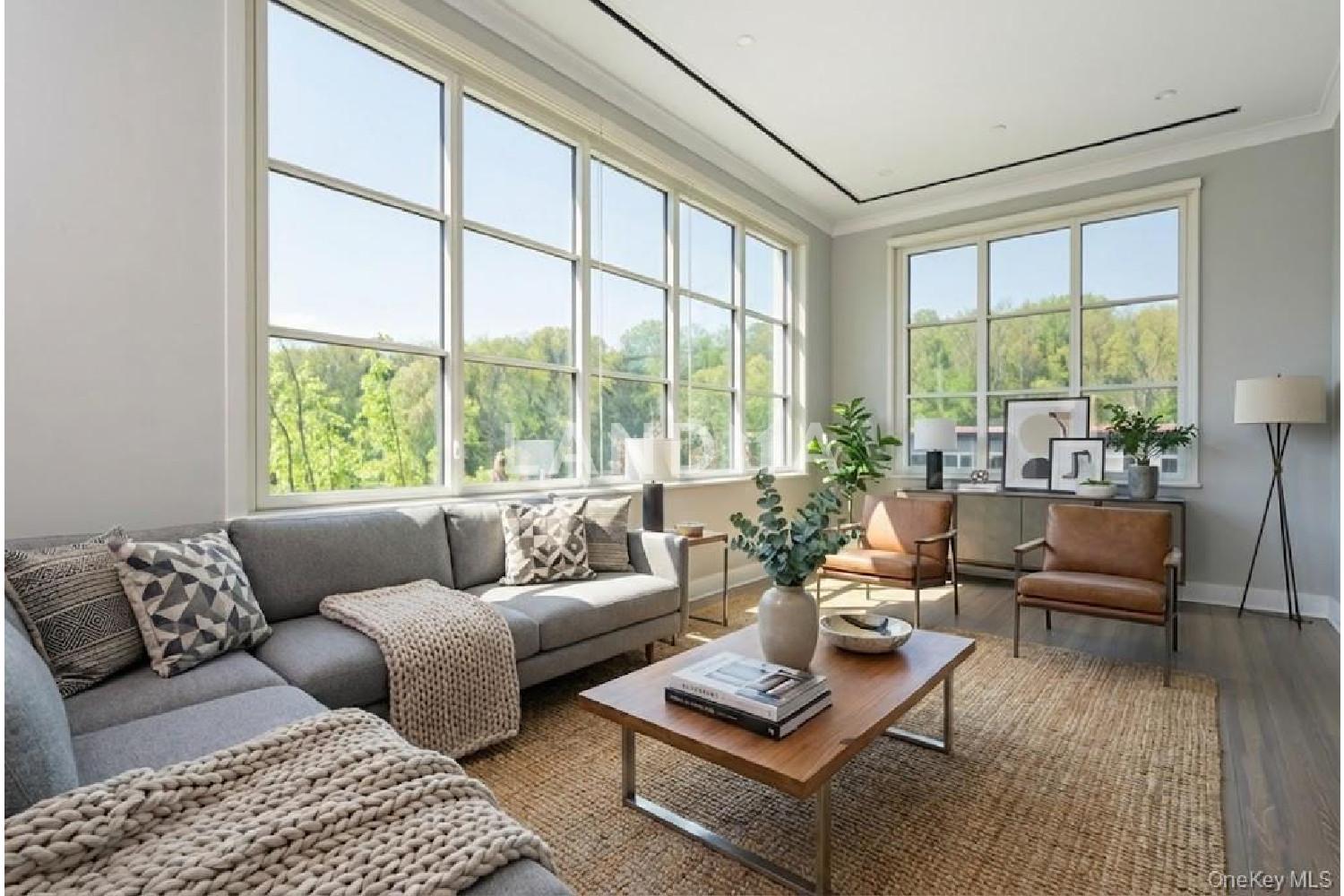 100 Garvies Point Road  Unit 1042