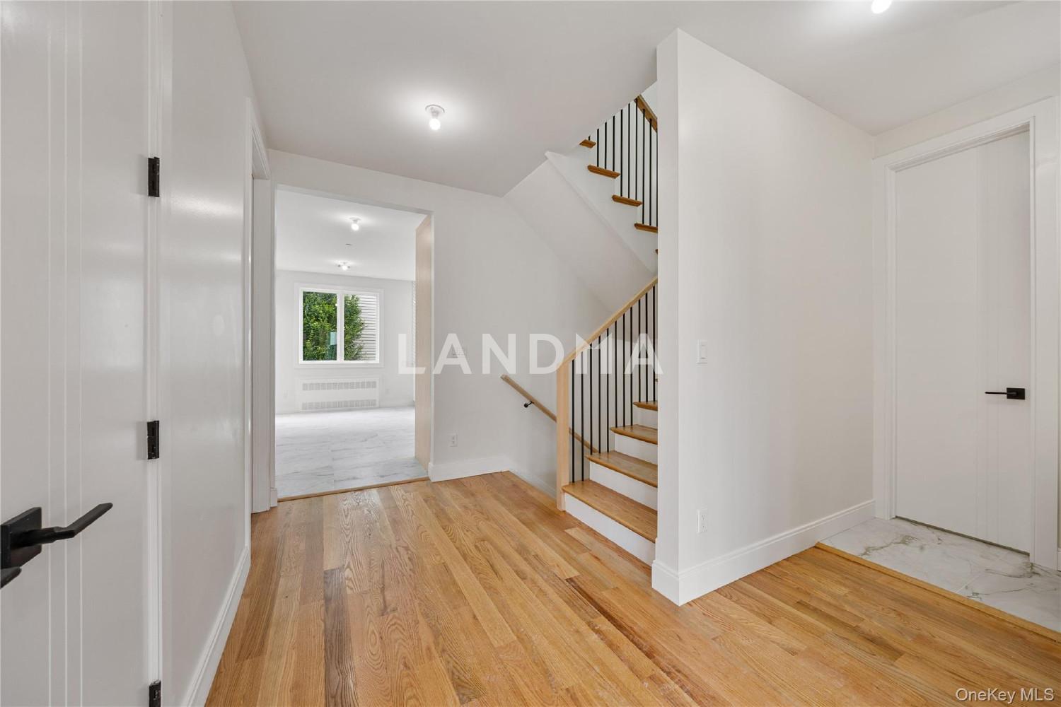 472 W Central Avenue  Unit 204 官网图片 7