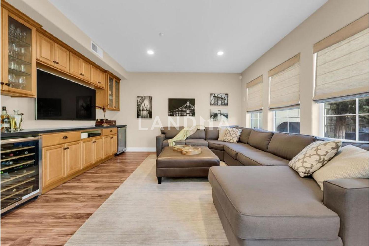303 Mullinix Way 官网图片 39