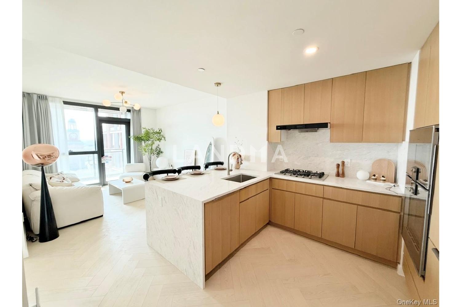 133-25 37 Avenue  Unit 17F