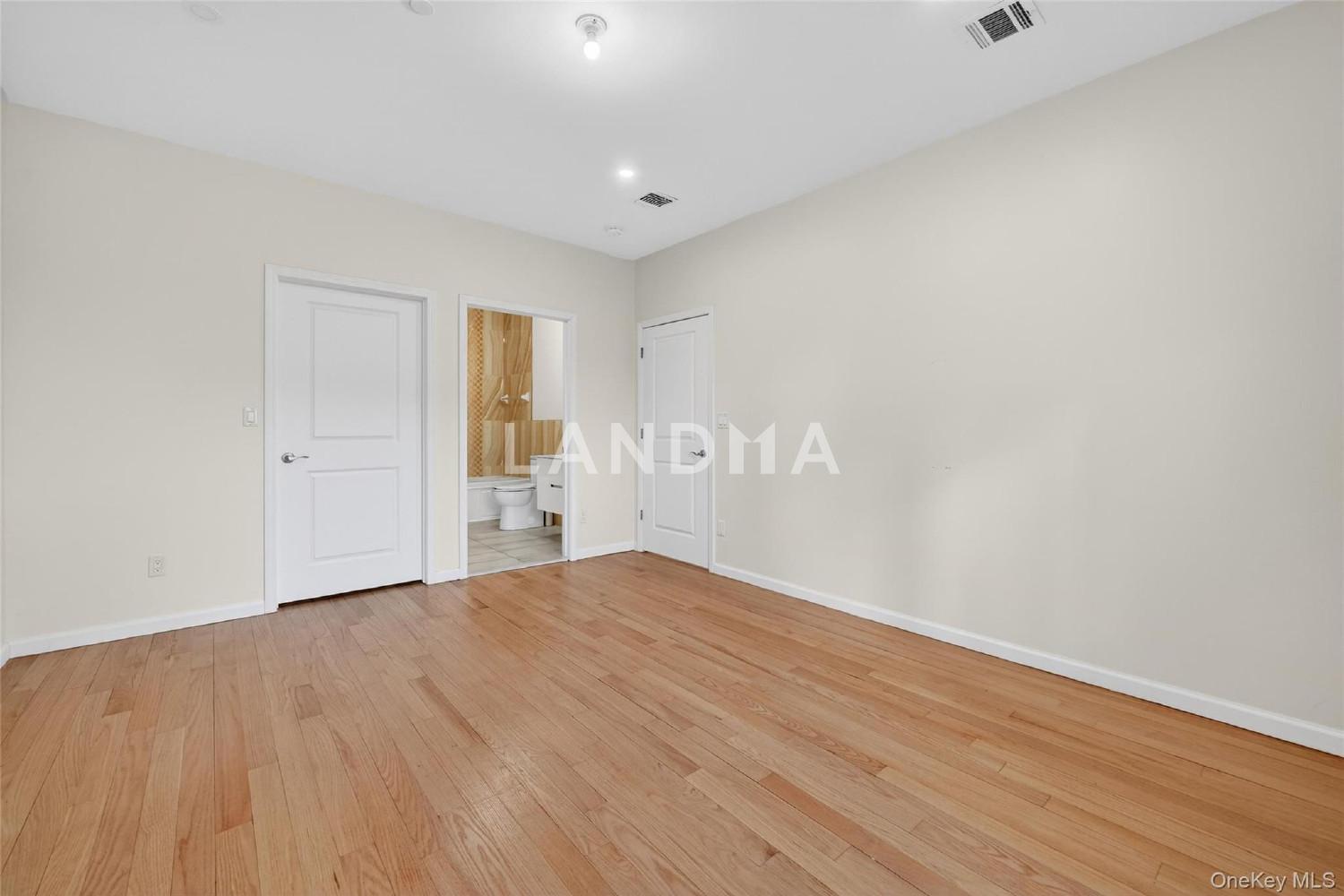 2 Bluefield Drive  Unit 103 官网图片 37