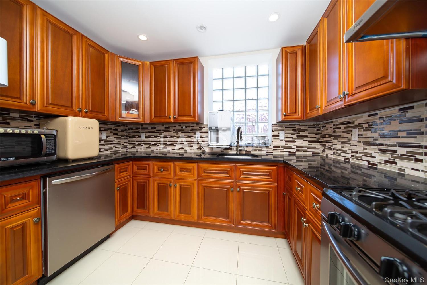 144-69 Barclay Avenue  Unit 4A 官网图片 5