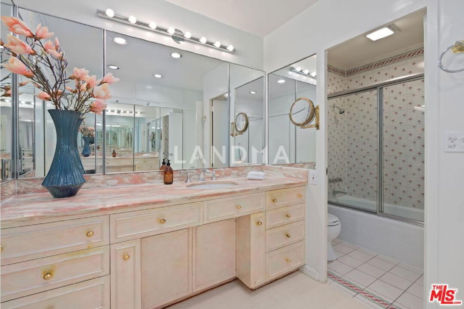 875 Comstock Avenue #PH-A 官网图片 23