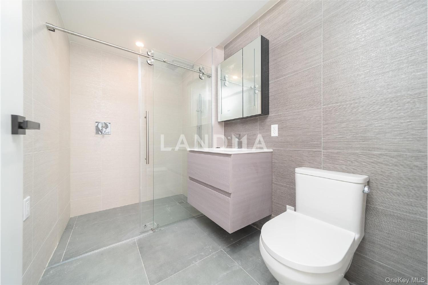 14449 Northern Boulevard  Unit 316 官网图片 11