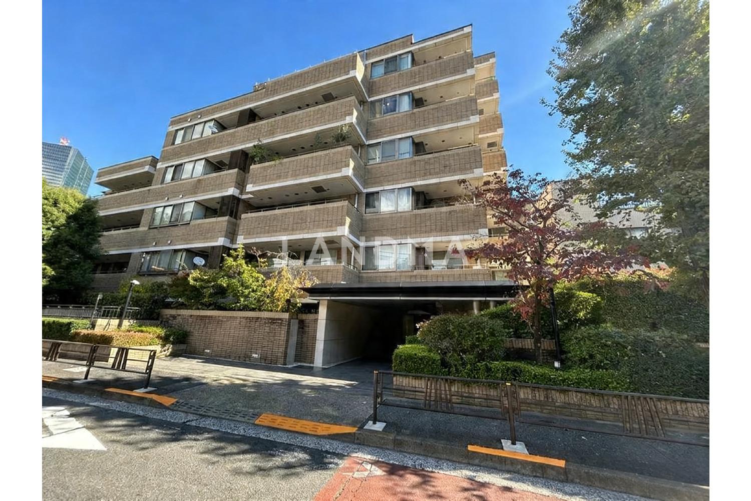 クリスタルコート鳥居坂