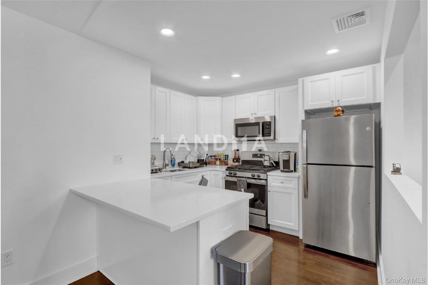 704 Breton Way  Unit 704 官网图片 10