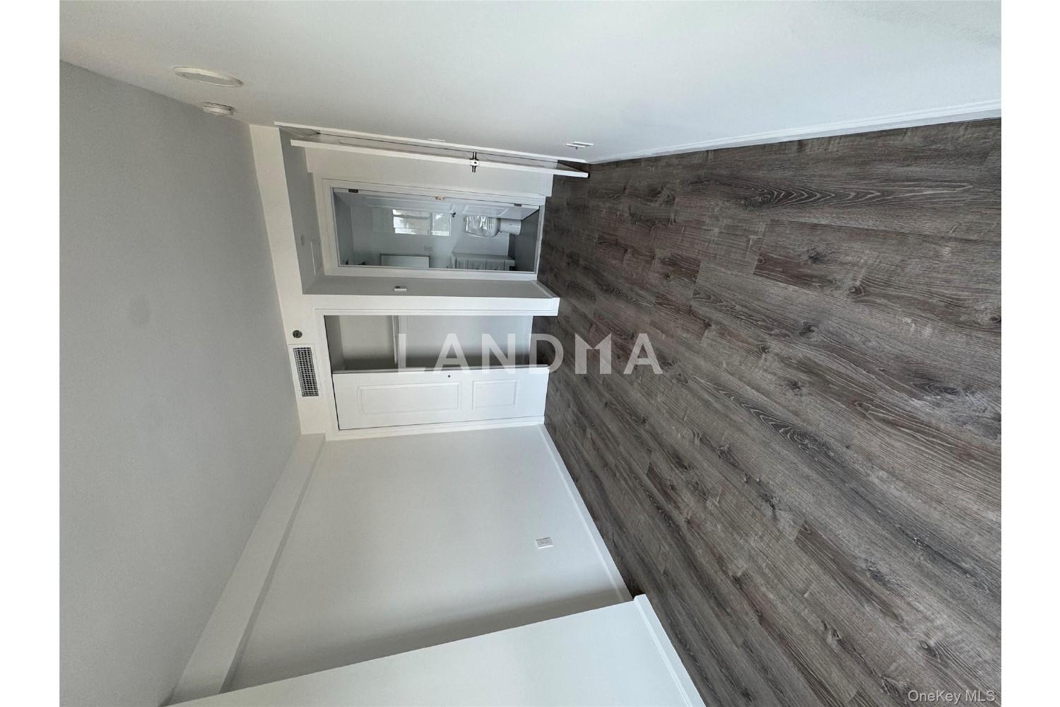 214-10 15 Avenue  Unit 3D & P6 官网图片 7