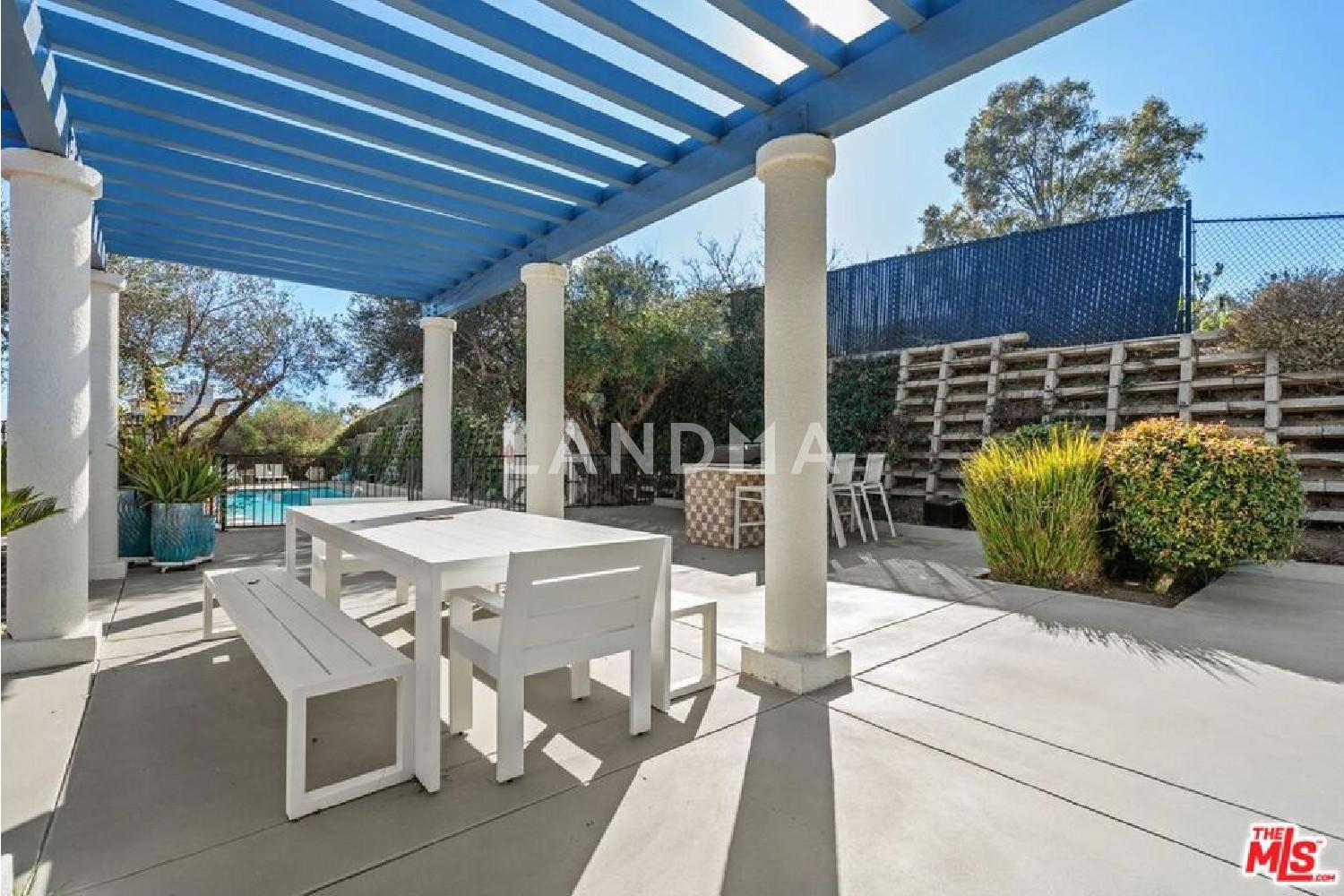 6435 Zumirez Drive #10 官网图片 34
